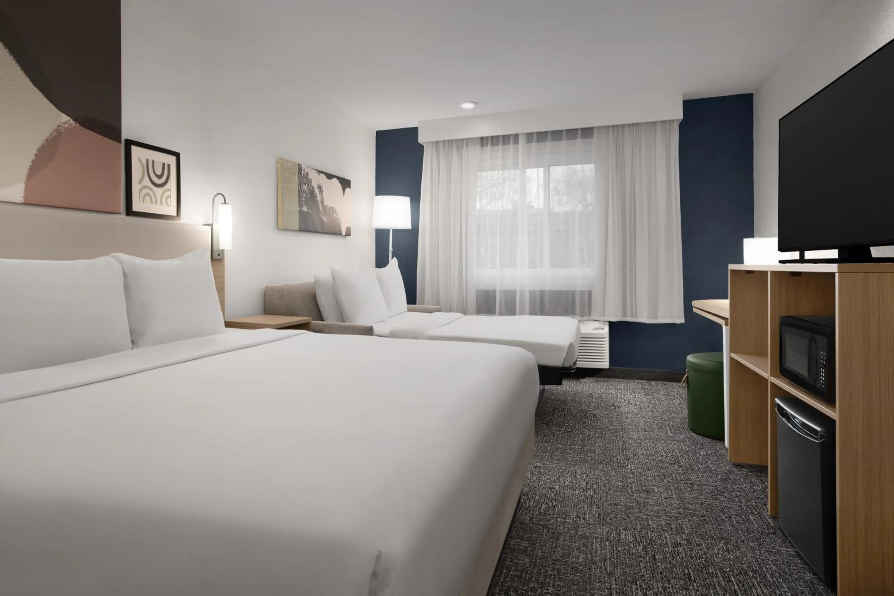 Bedroom, Bed in Spark by Hilton San Jose Airport