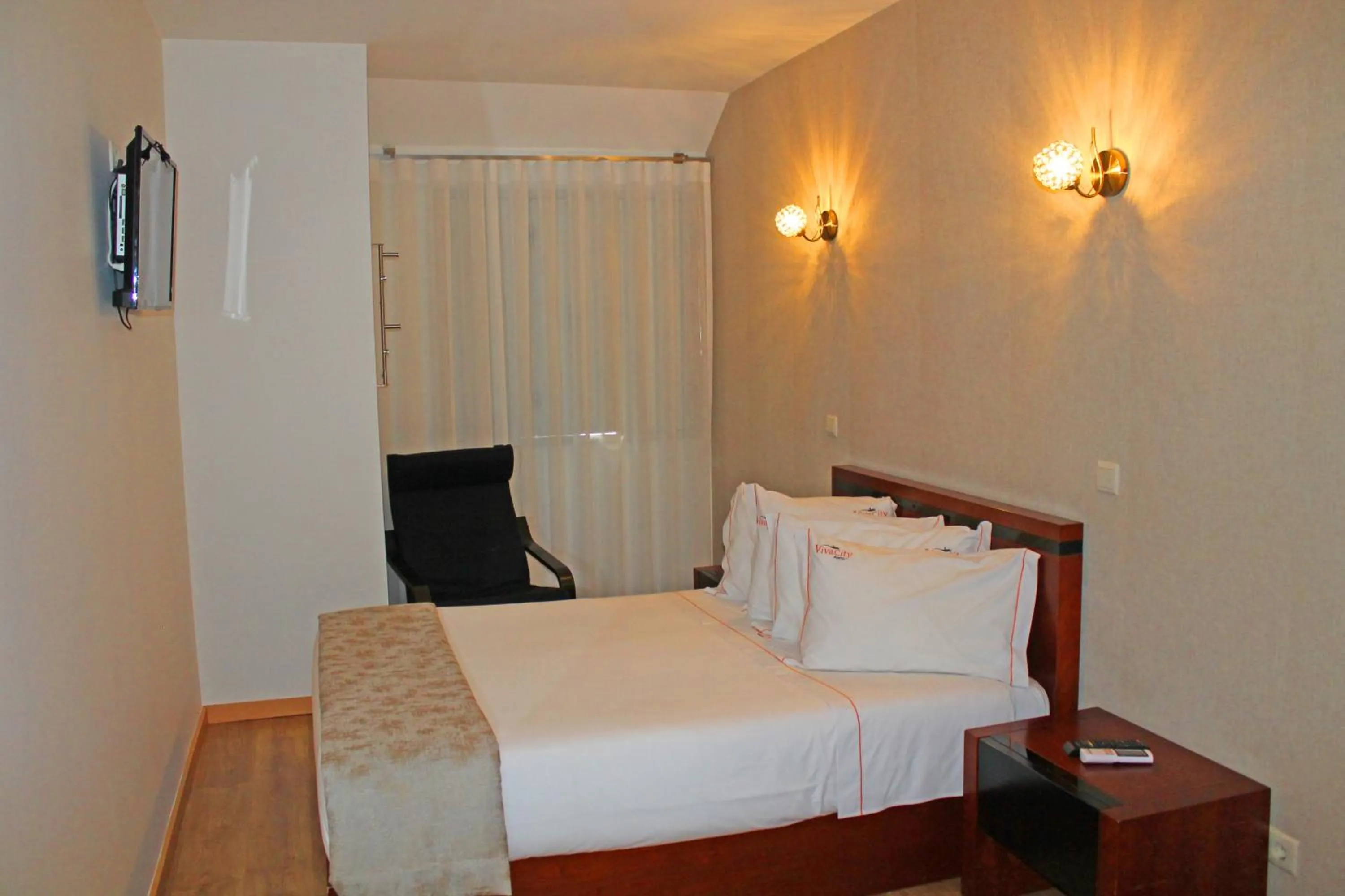 Bedroom, Bed in Vivacity Porto - Rooms & Apartments