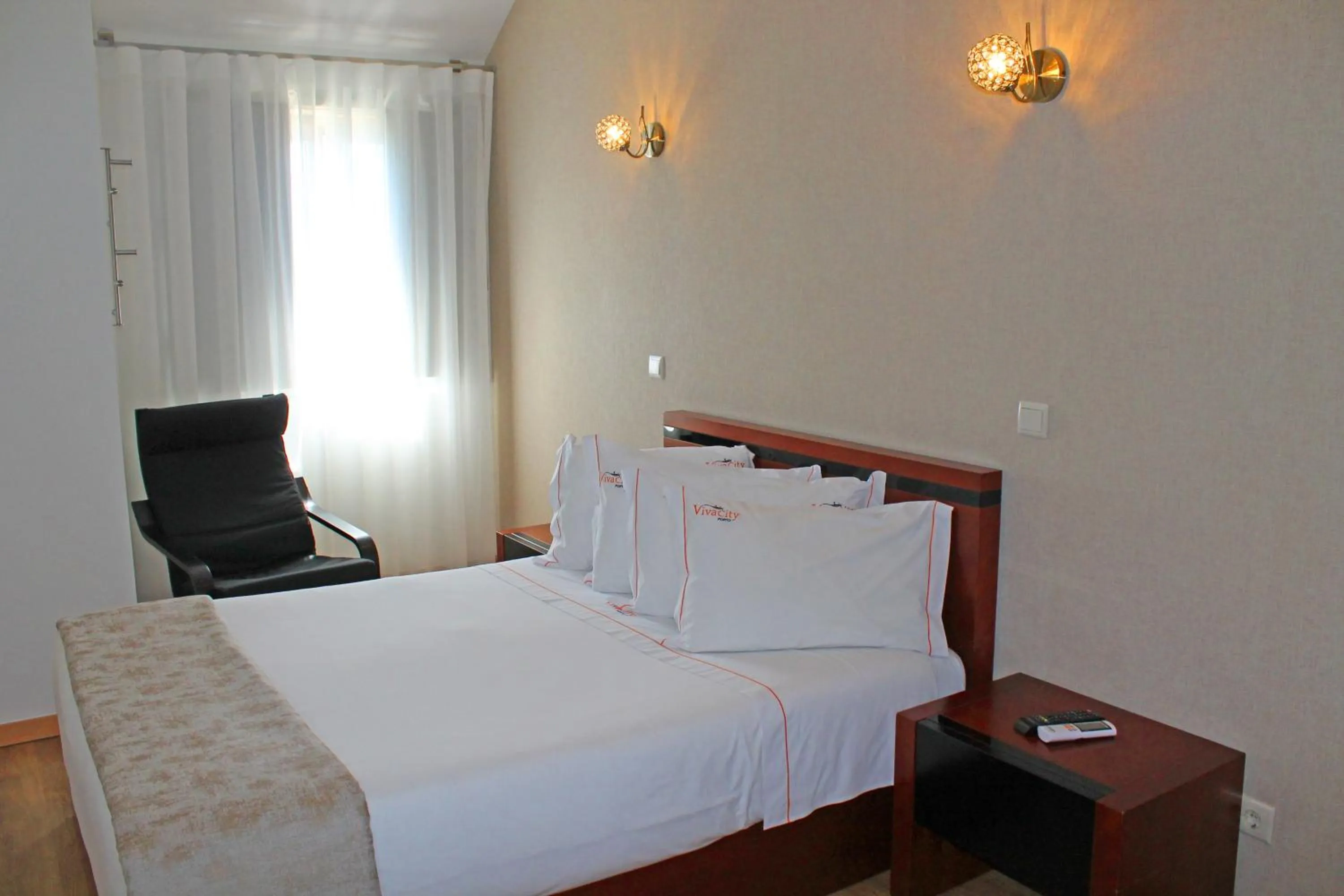 Bedroom, Bed in Vivacity Porto - Rooms & Apartments