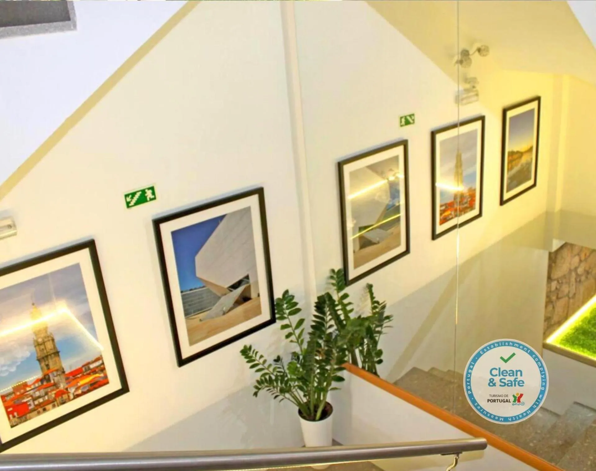 Lobby or reception in Vivacity Porto - Rooms & Apartments