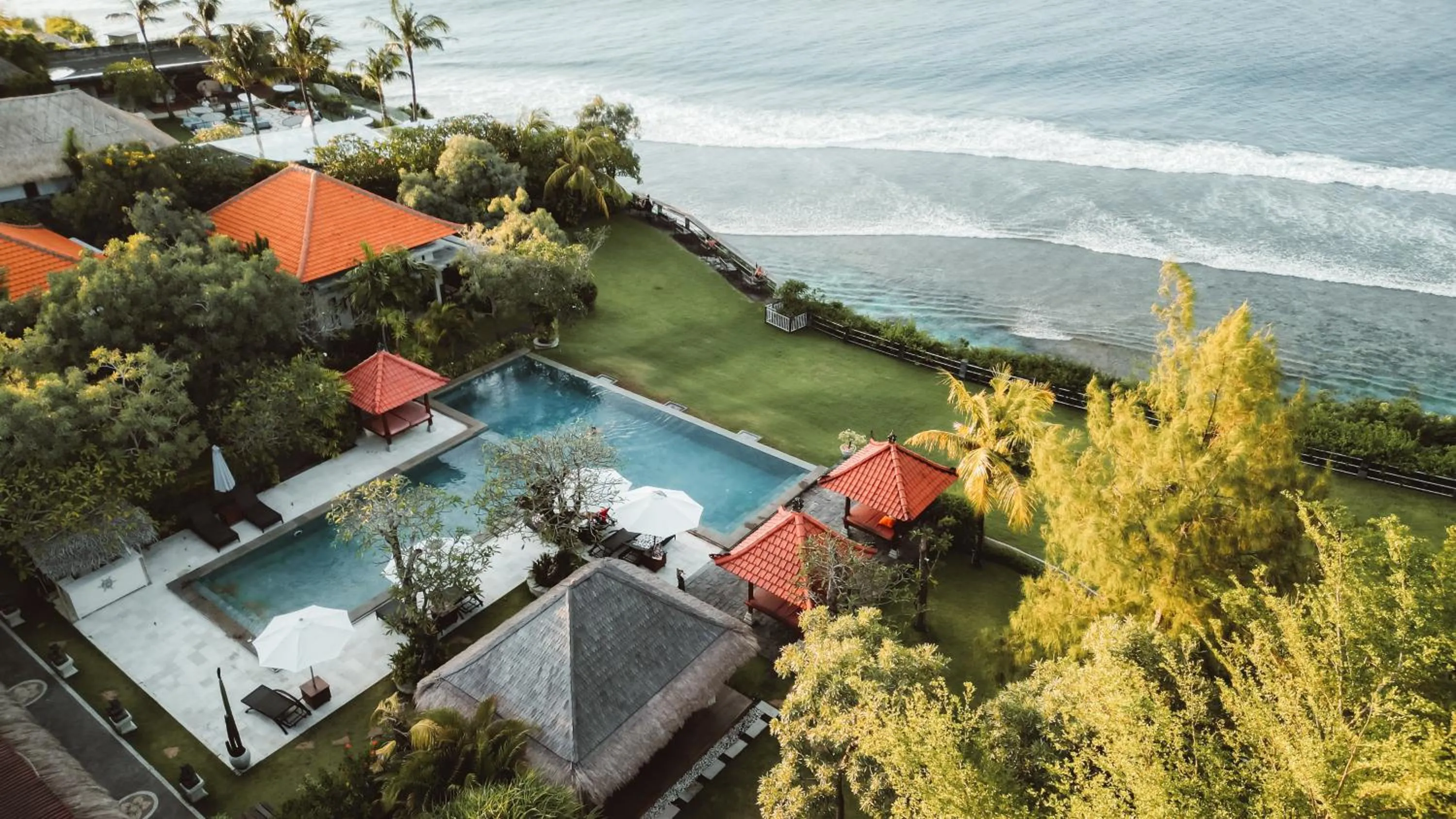 Pool view in Uluwatu Cottages