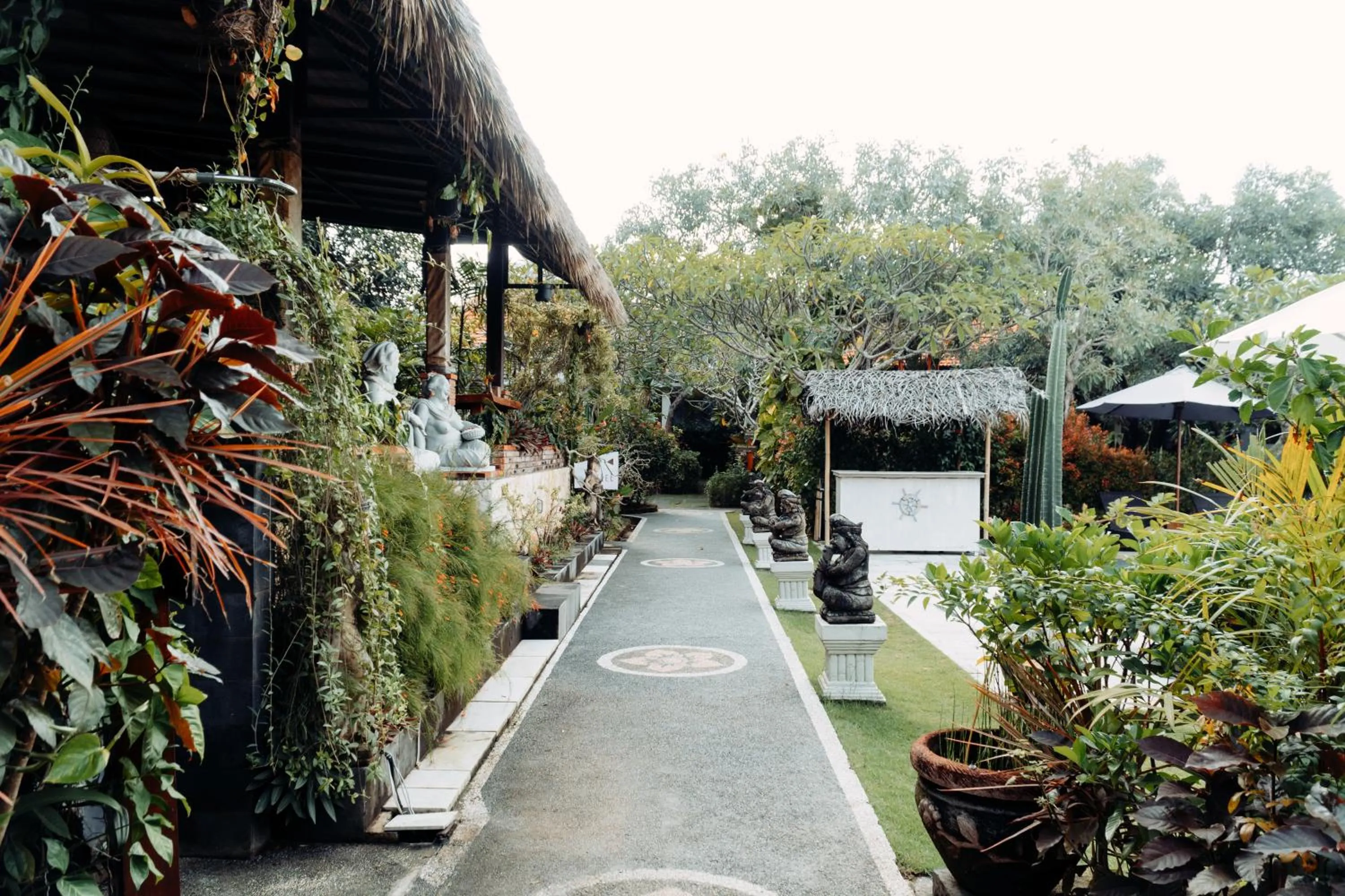 Garden view in Uluwatu Cottages