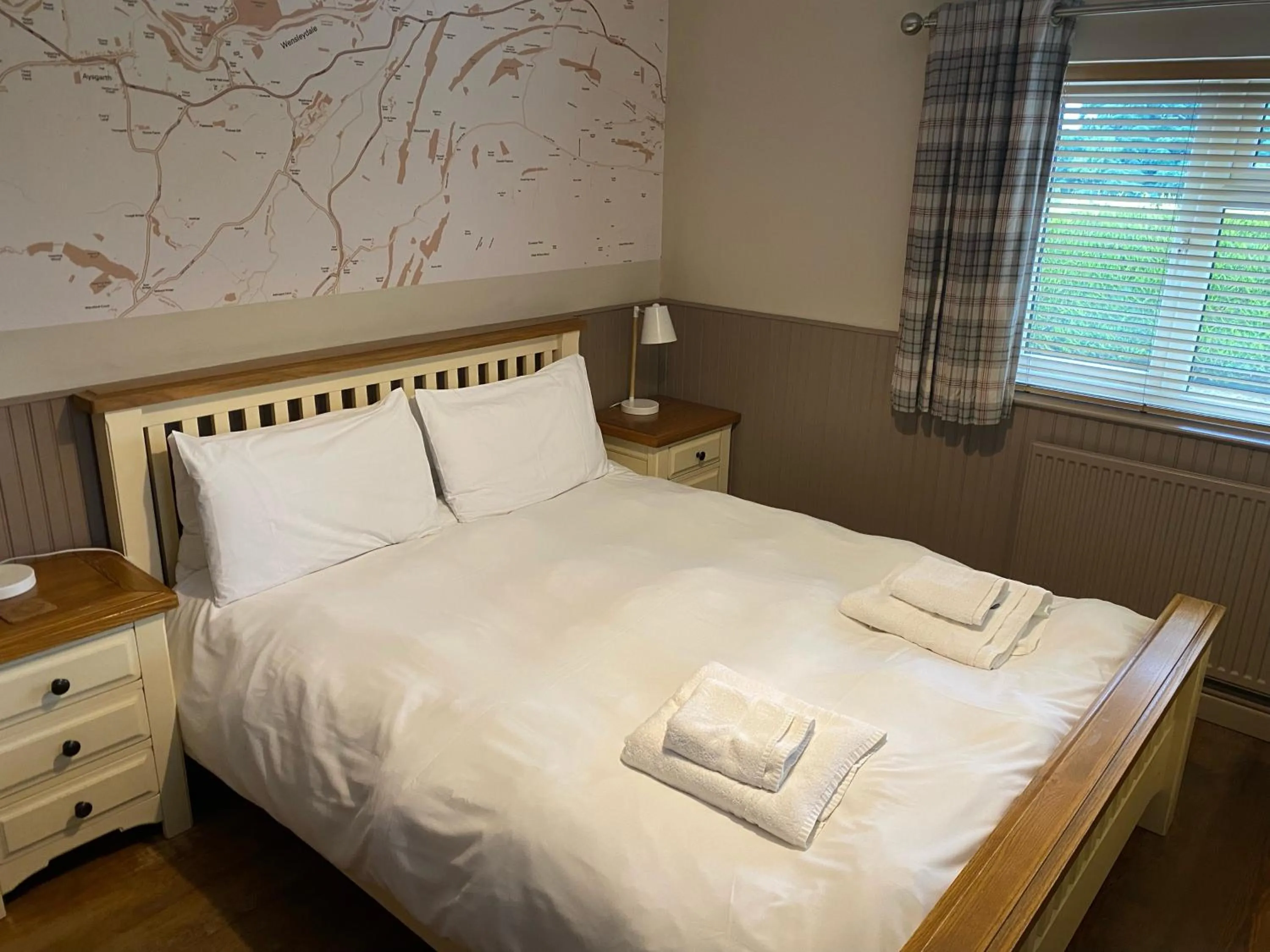 Photo of the whole room, Bed in Aysgarth Falls Hotel & Restaurant