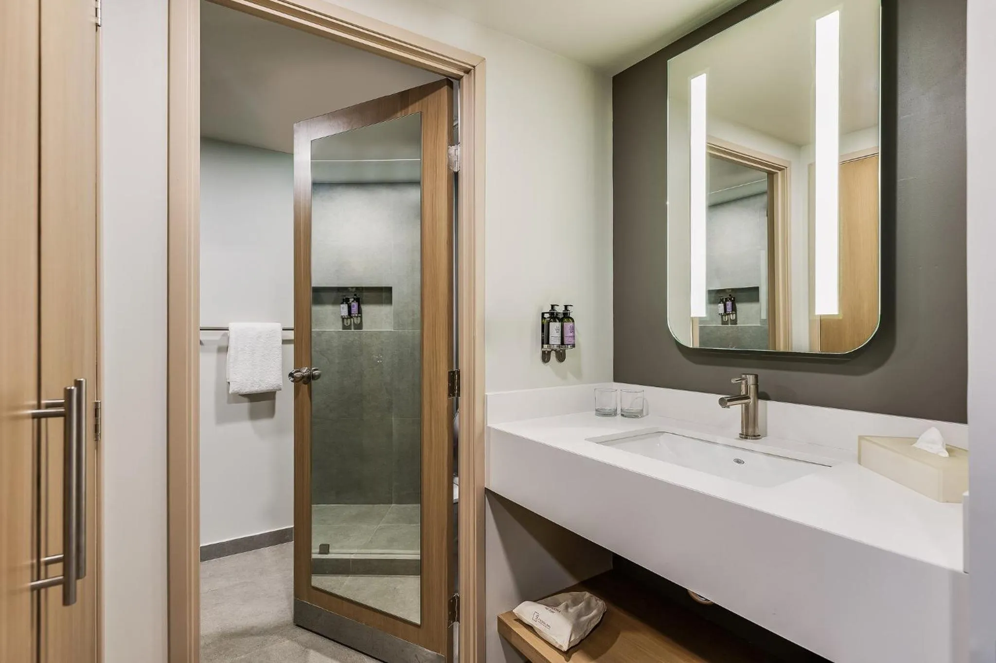 Photo of the whole room in Fiesta Inn Monterrey la Fe