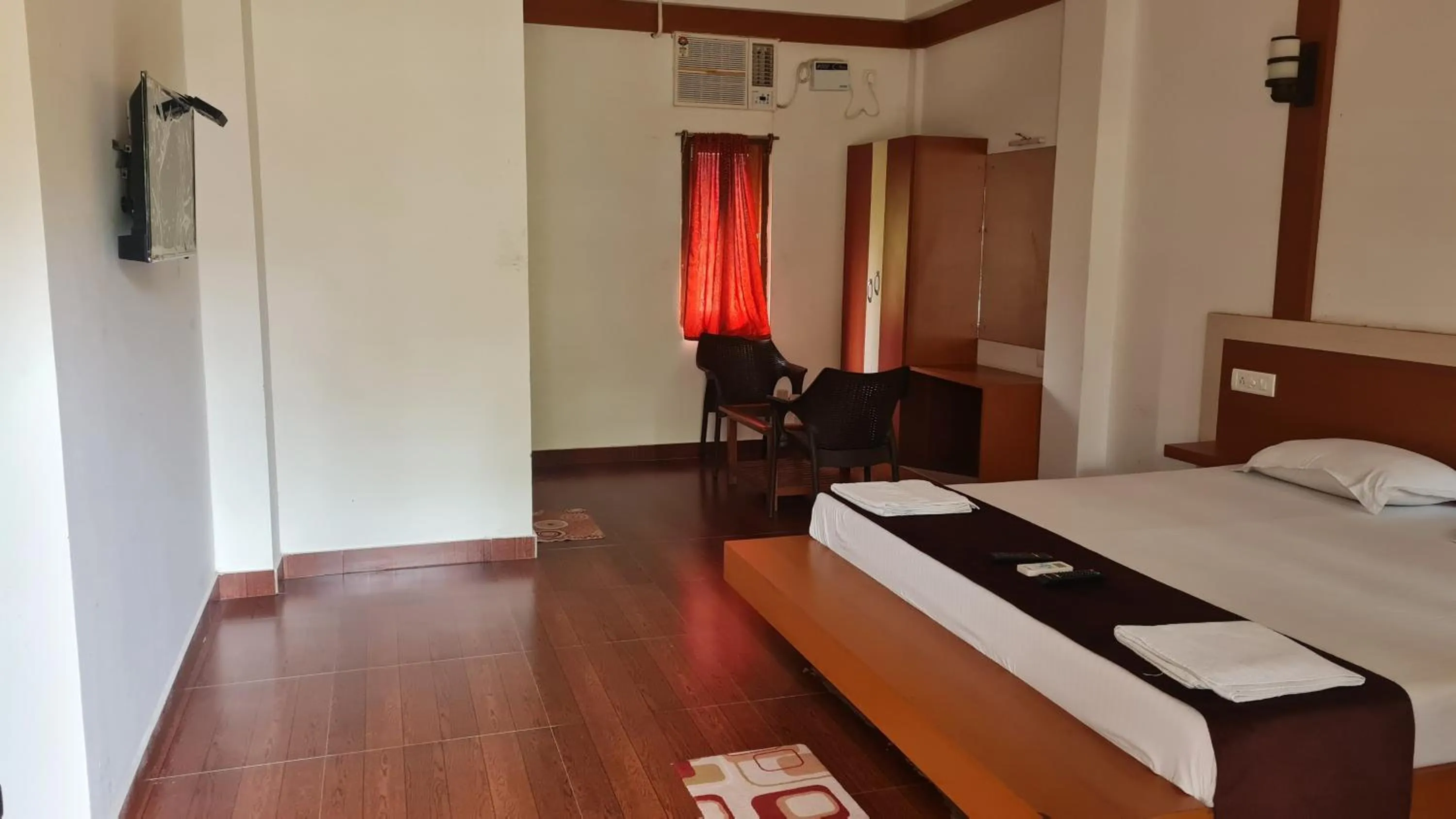 Bed in Hotel Exotica Squares