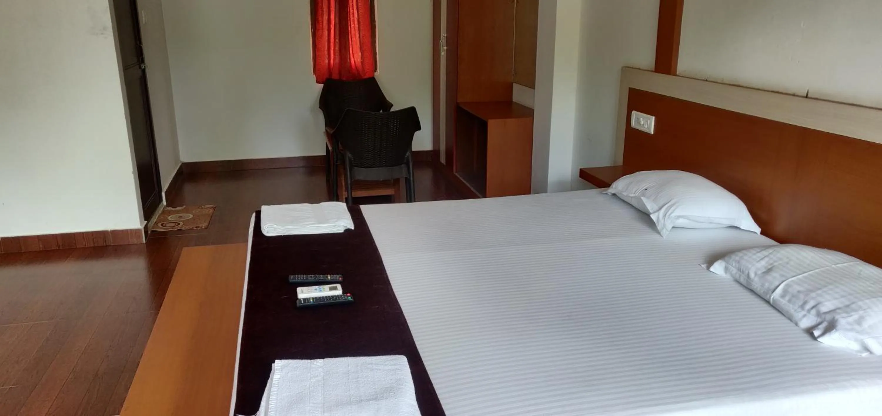 Bed in Hotel Exotica Squares