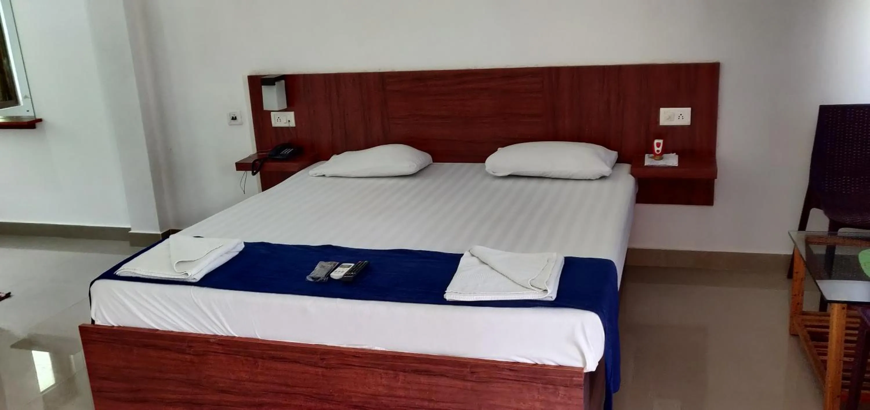 Bed in Hotel Exotica Squares