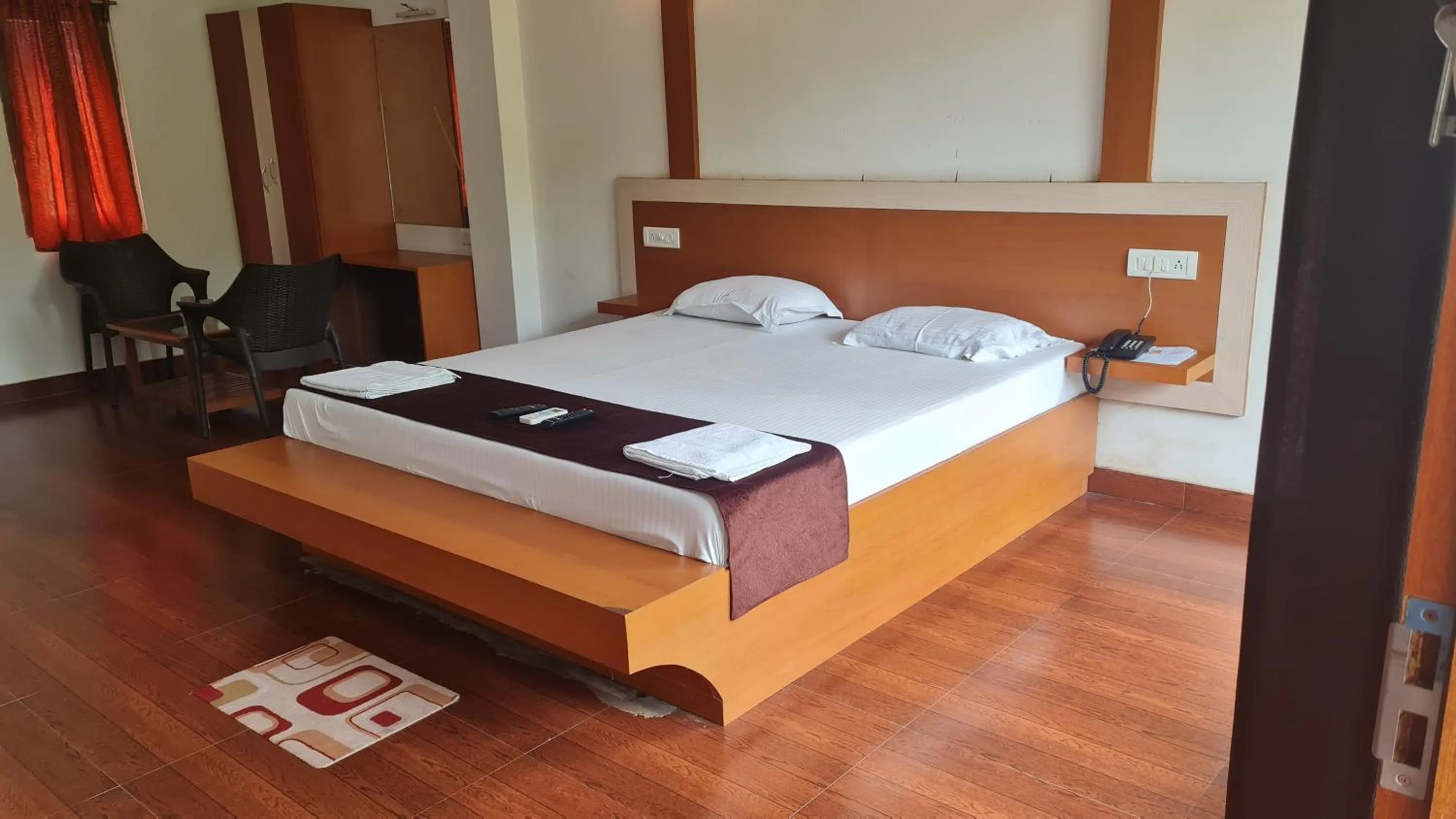 Bed in Hotel Exotica Squares