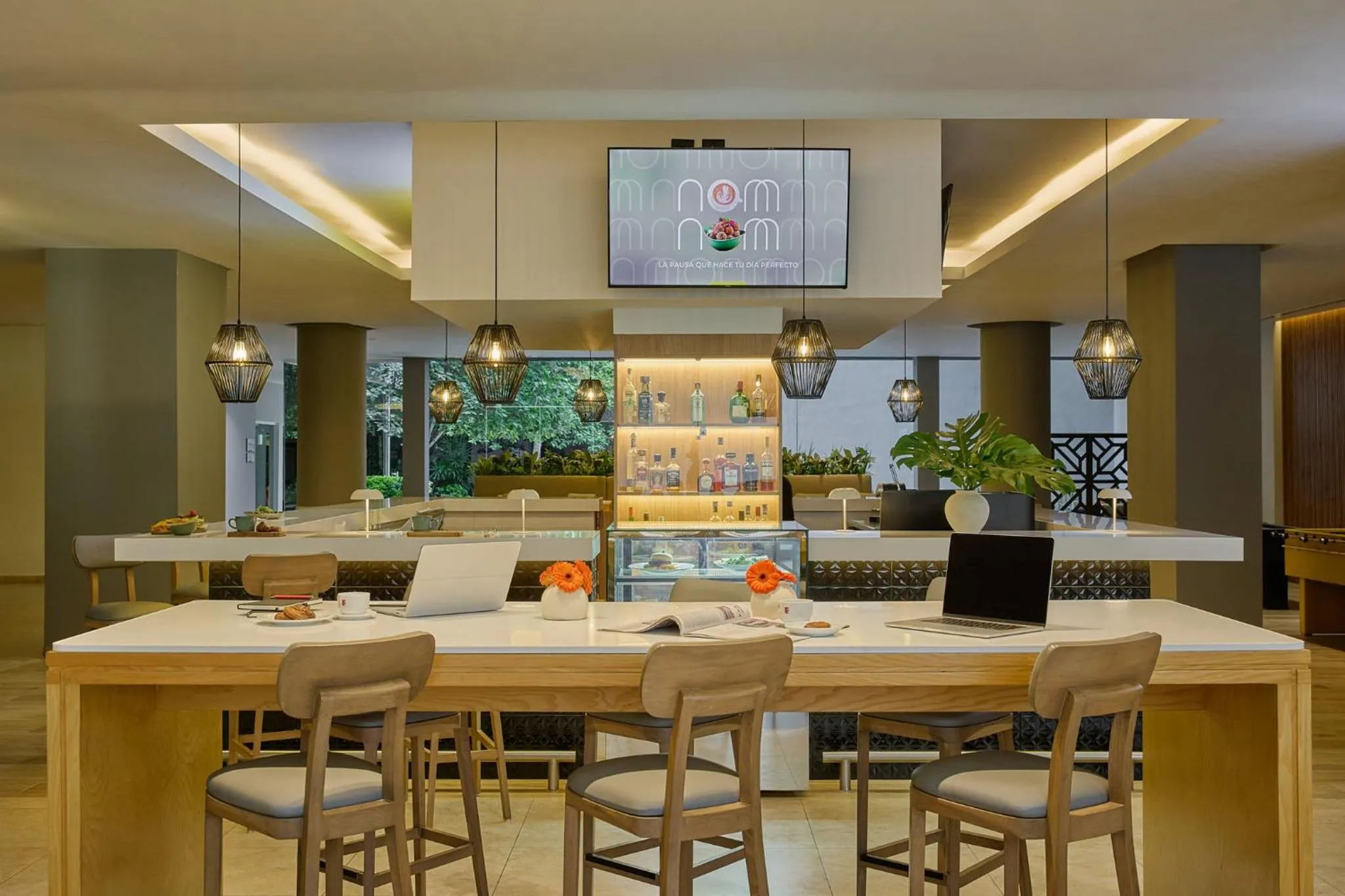 Restaurant/places to eat in Fiesta Inn Monterrey Valle