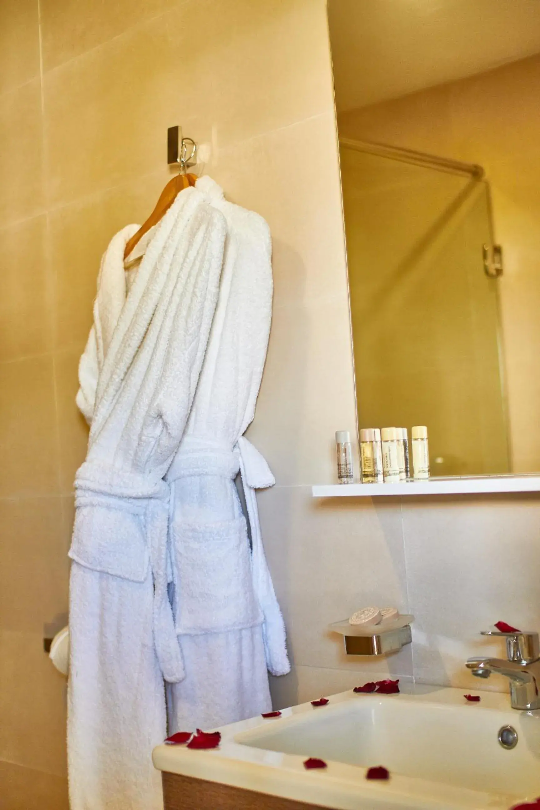 Double Room with Pool View in Mabrouk Hotel and Suites- Adult only Double Room with Pool View in Mabrouk Hotel and Suites- Adult only