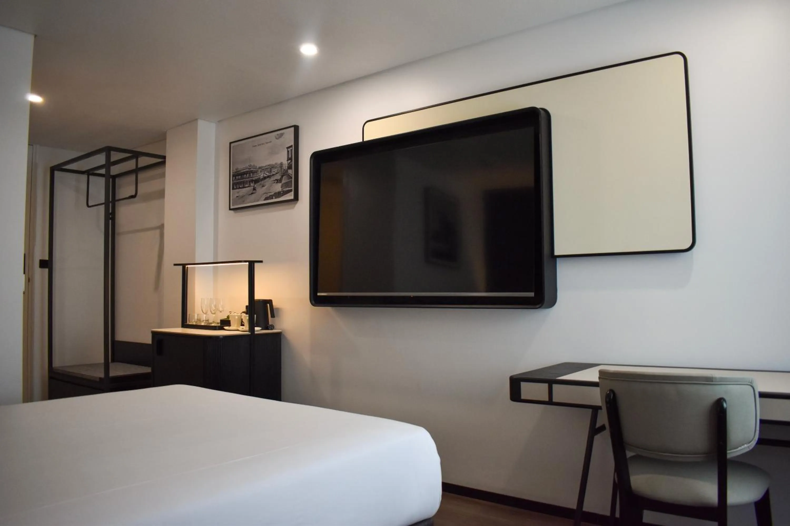 Bed in Madison Plaza Townsville