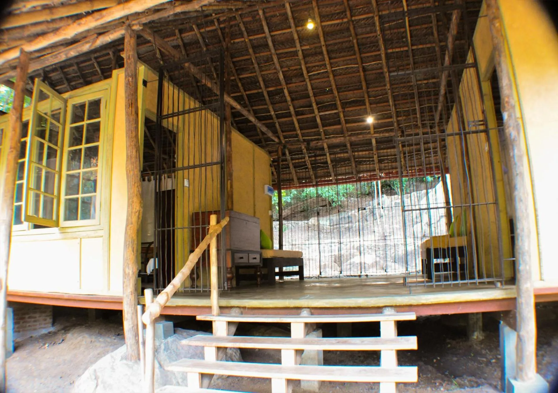 Living room in Back of Beyond - Wild Haven