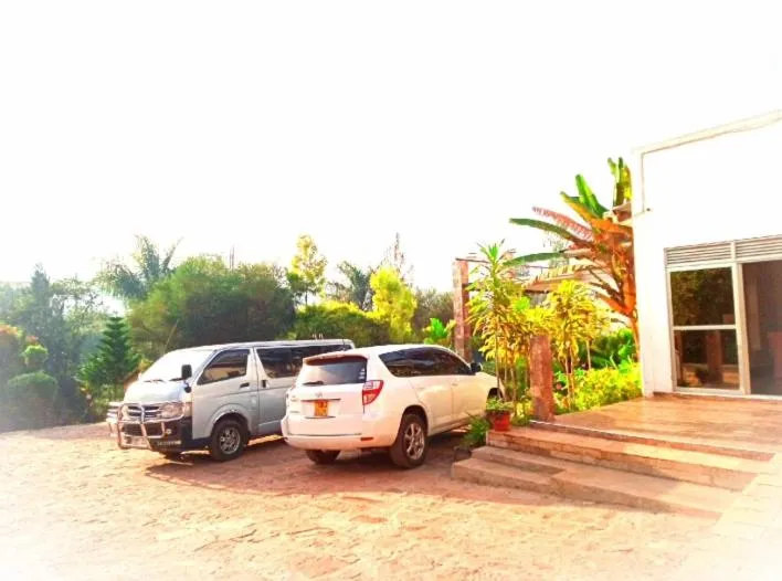 Parking in Riverside Resort Hotel Kabale