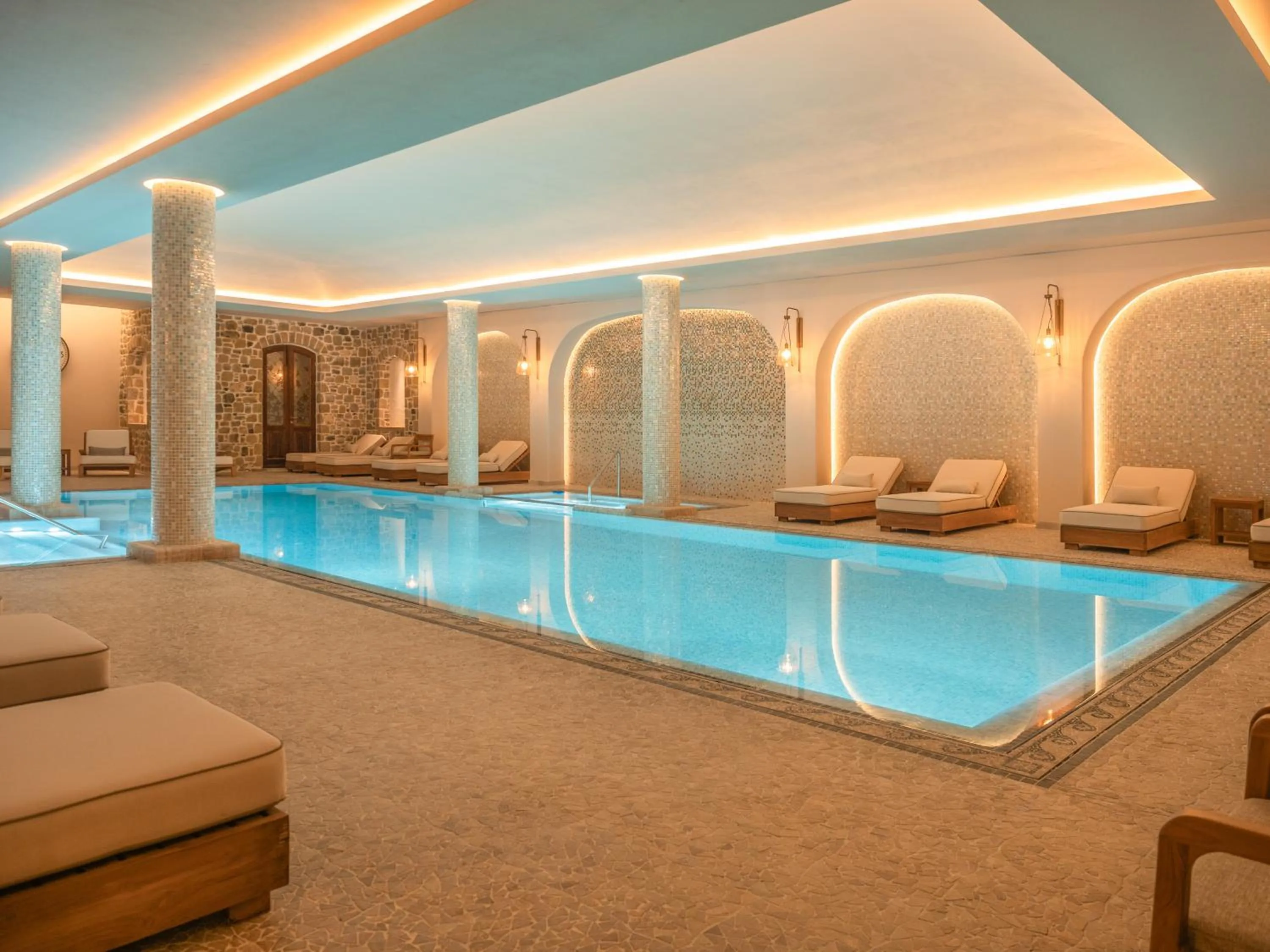 Pool view in Vila Ebel Hotel Pool & Spa