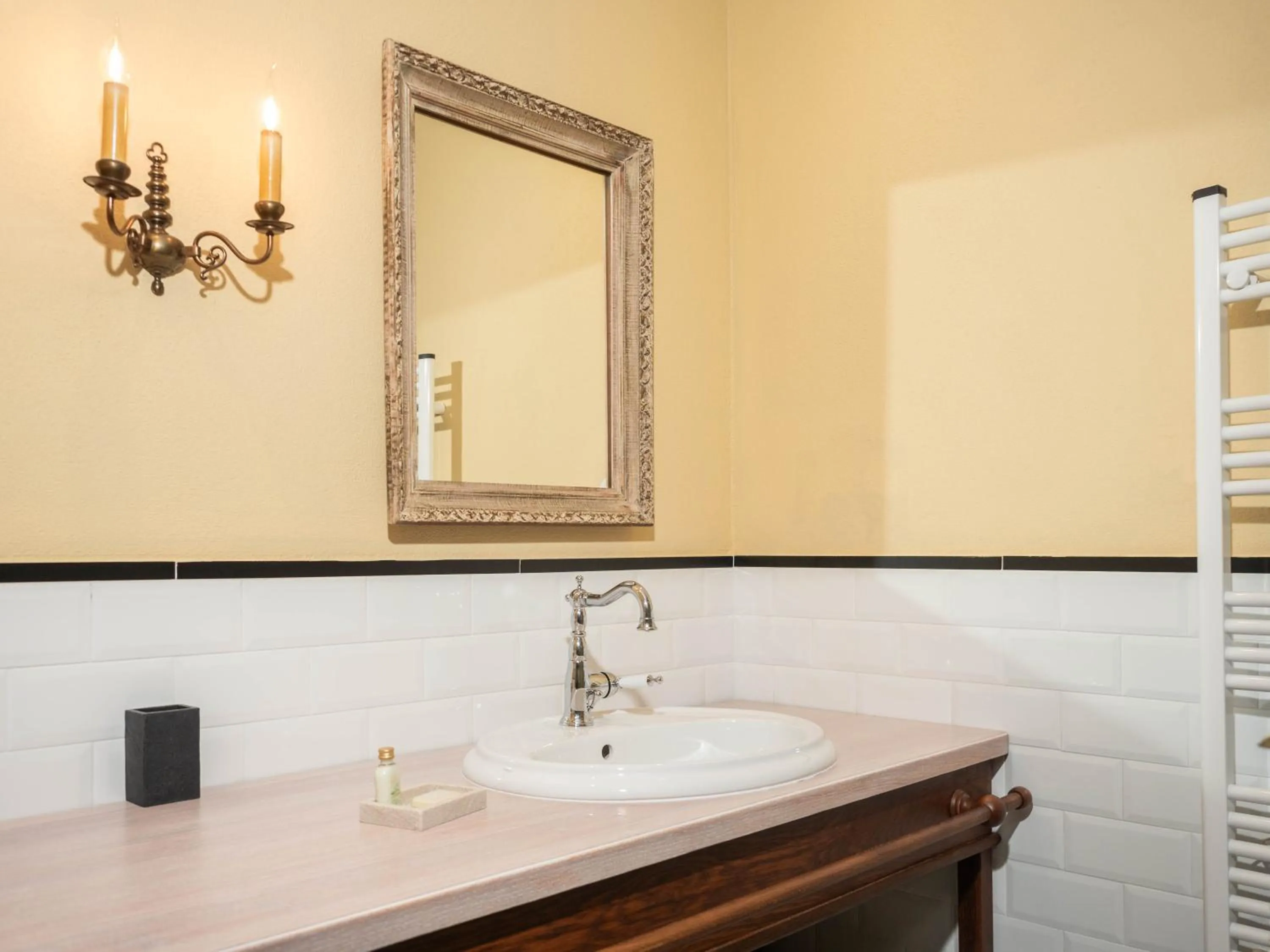 Bathroom in Vila Ebel Hotel Pool & Spa