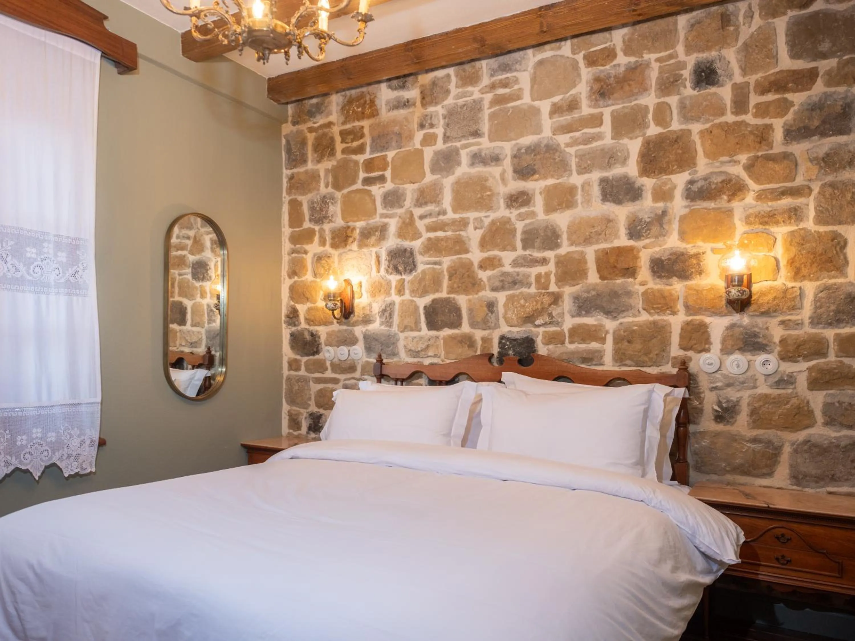 Bed in Vila Ebel Hotel Pool & Spa