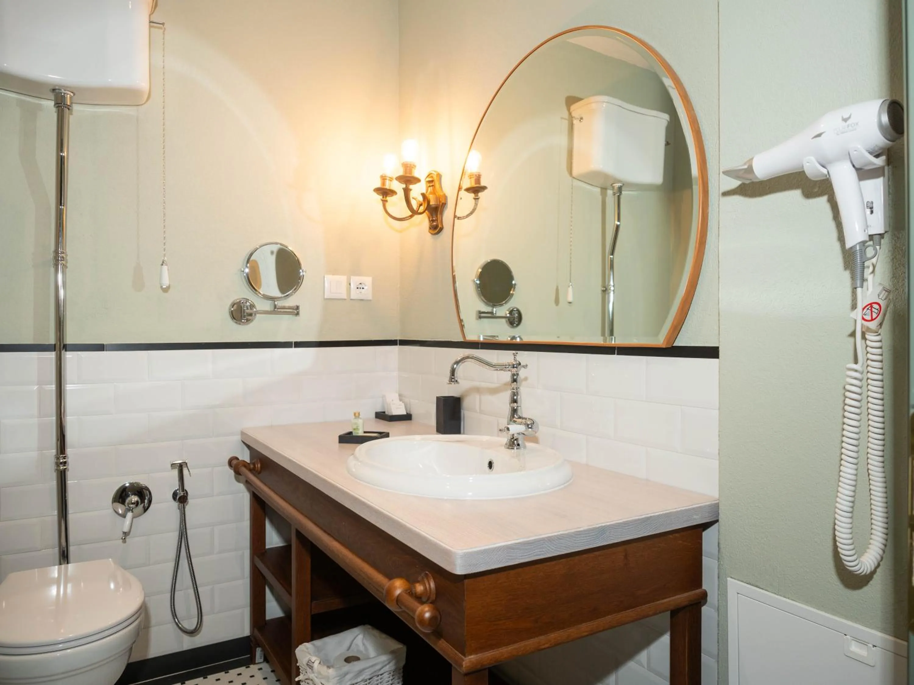 Bathroom in Vila Ebel Hotel Pool & Spa