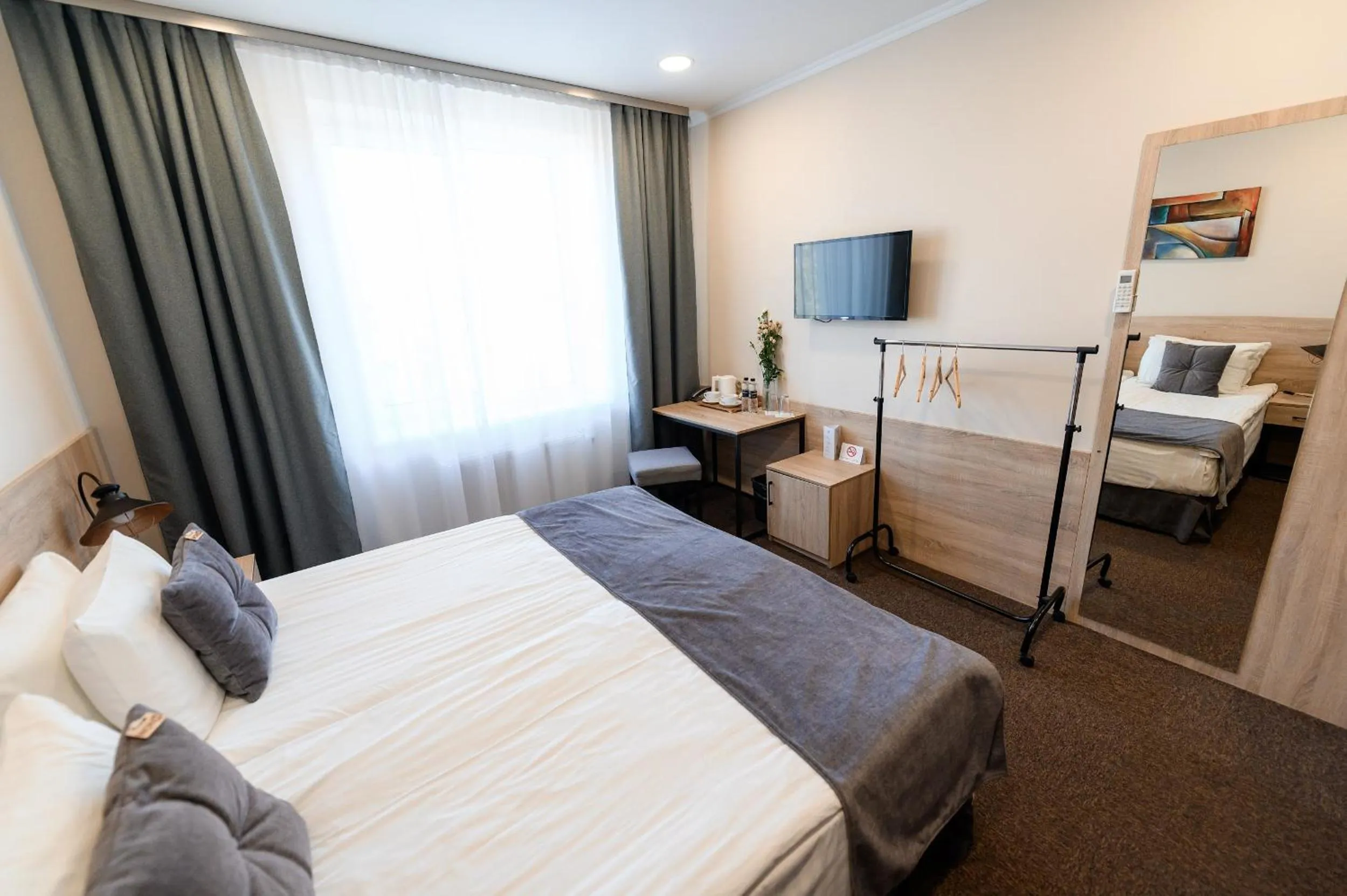 Photo of the whole room, Bed in Nota Bene Loft