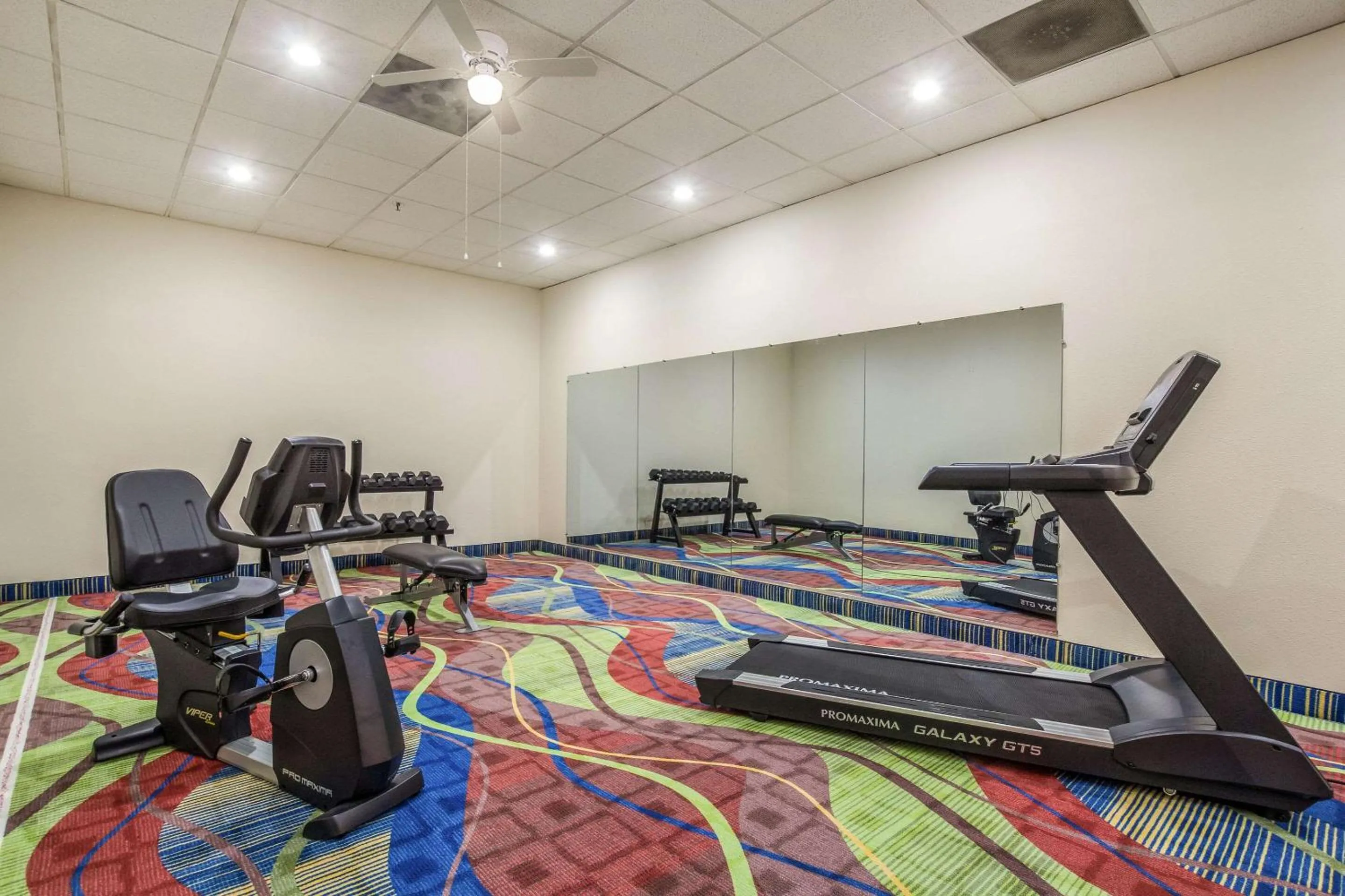 Fitness centre/facilities in Quality Inn Grayville
