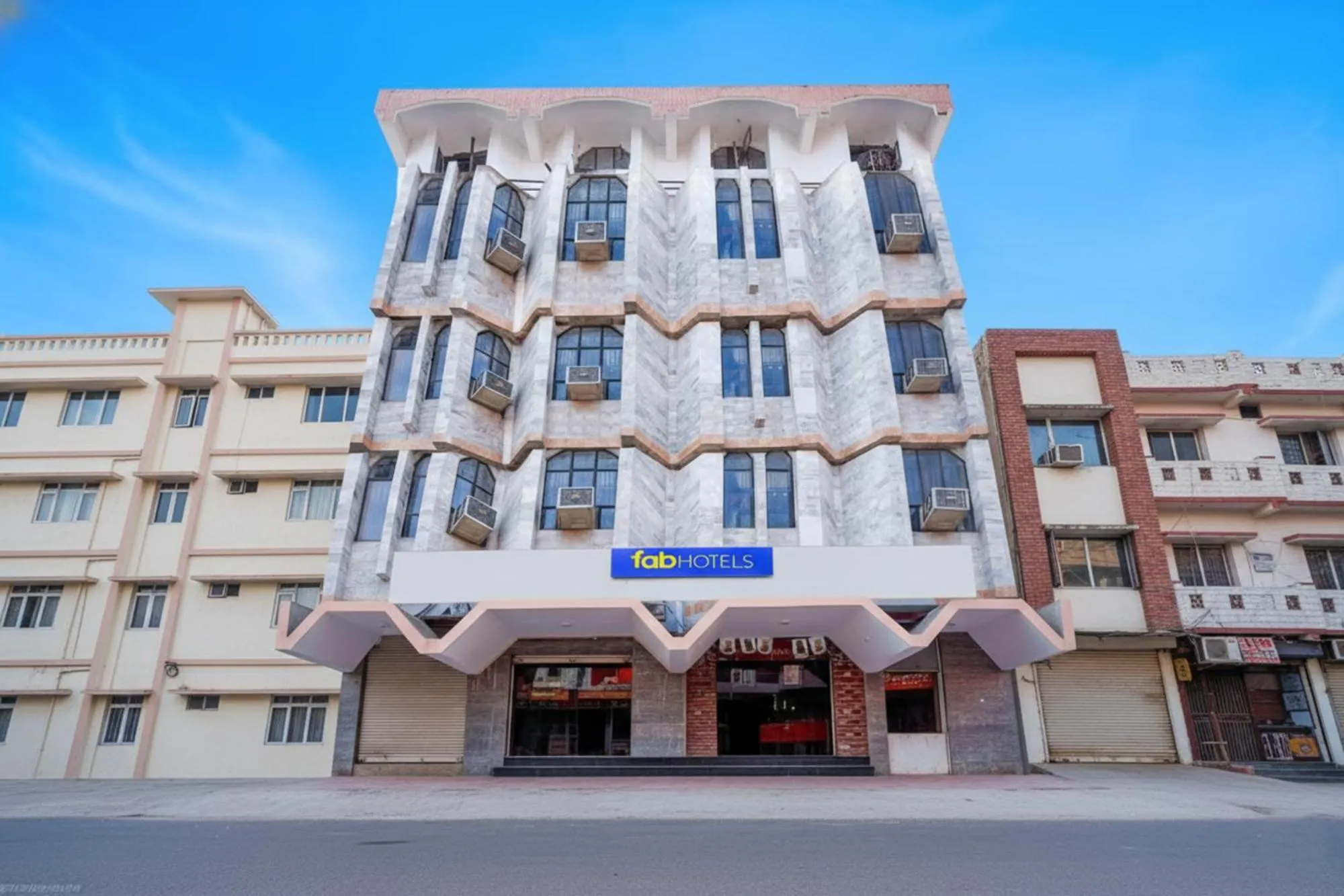 Property building in FabHotel New Shanti