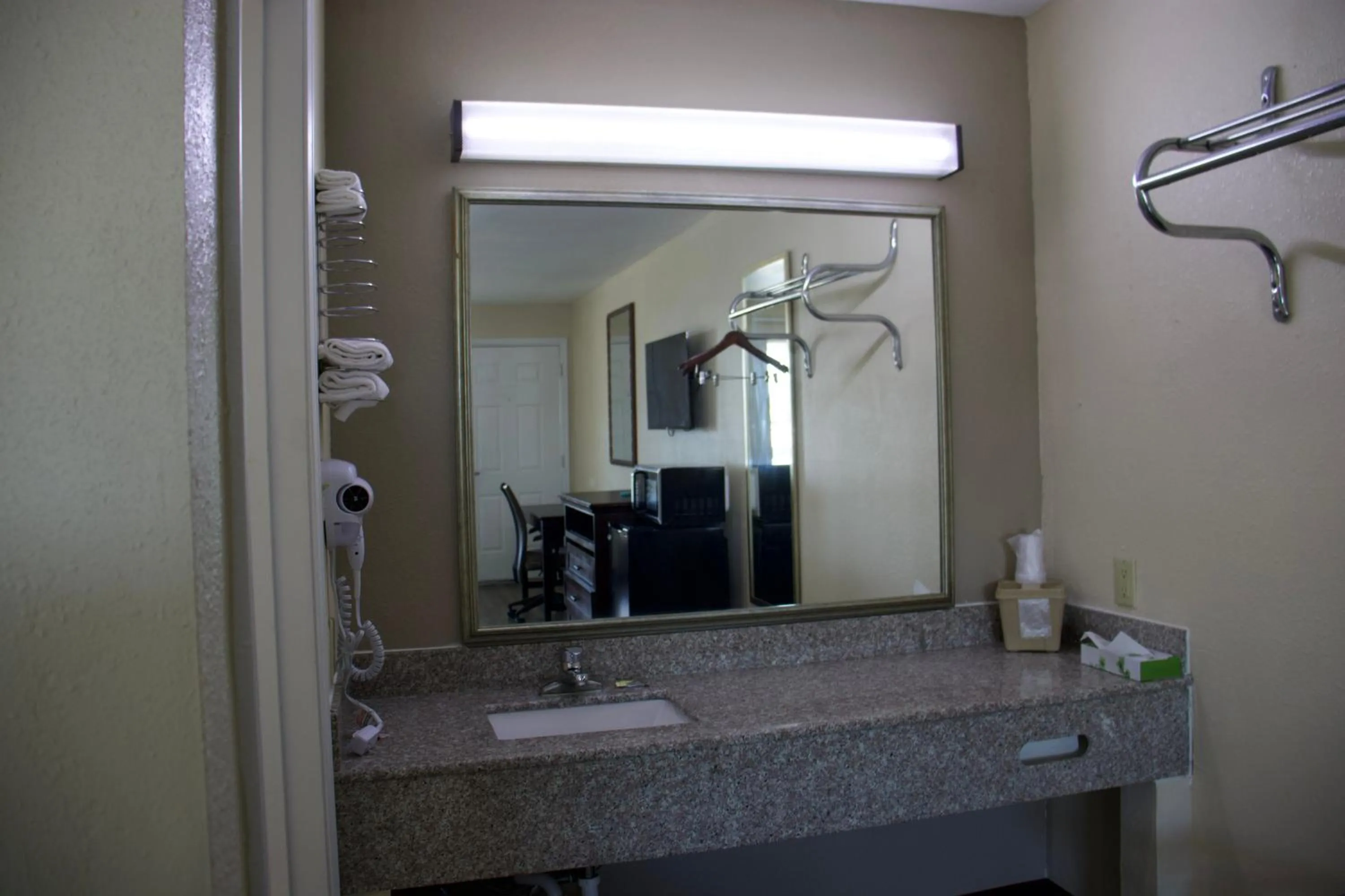 Legacy Inn - Cookeville