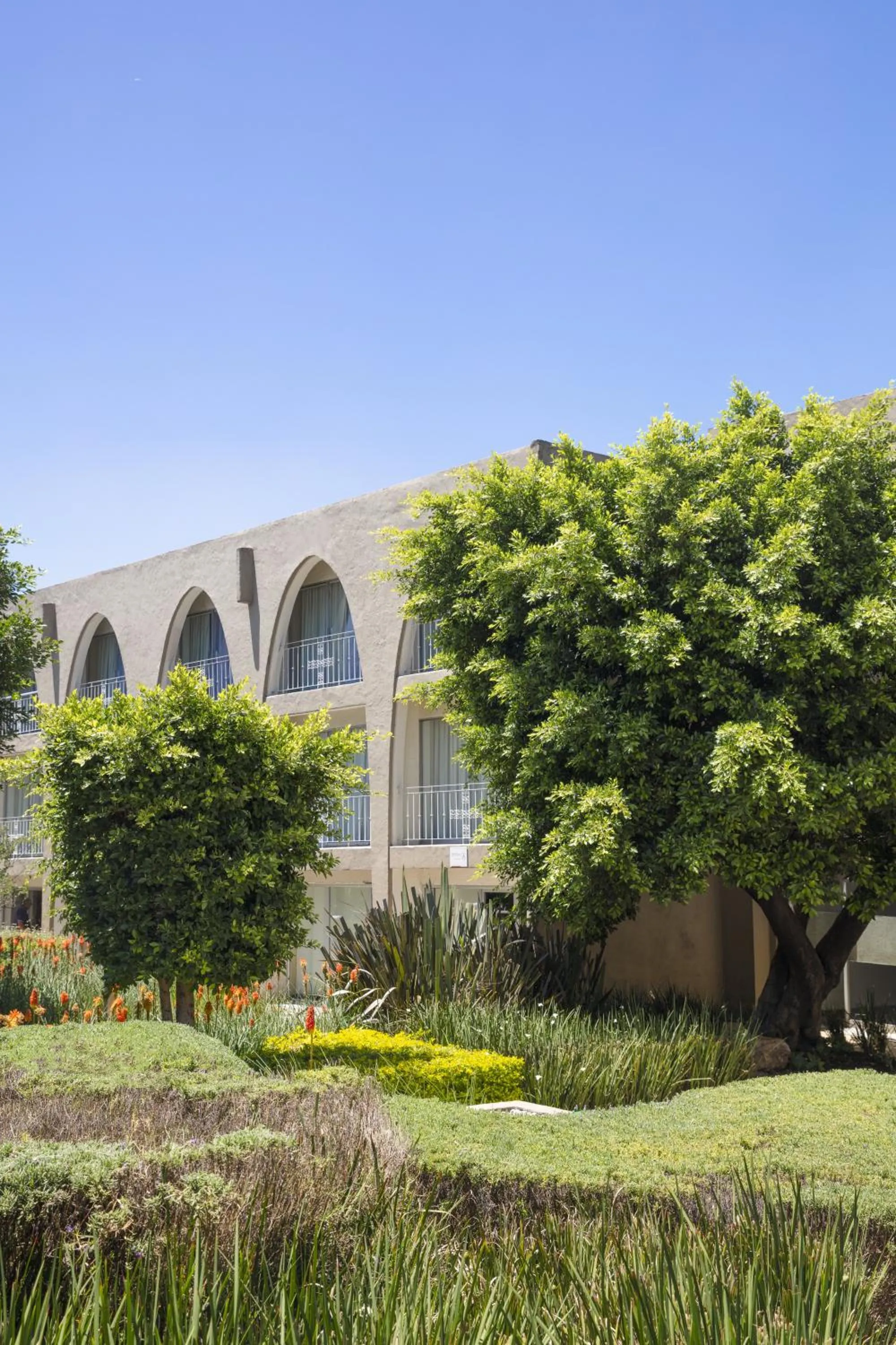 Property building in Fiesta Inn Ciudad de México Aeropuerto