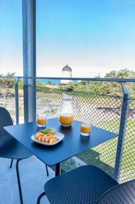 Superior Room with Balcony and Kitchen in First Hotel Kokoloko Superior Room with Balcony and Kitchen in First Hotel Kokoloko