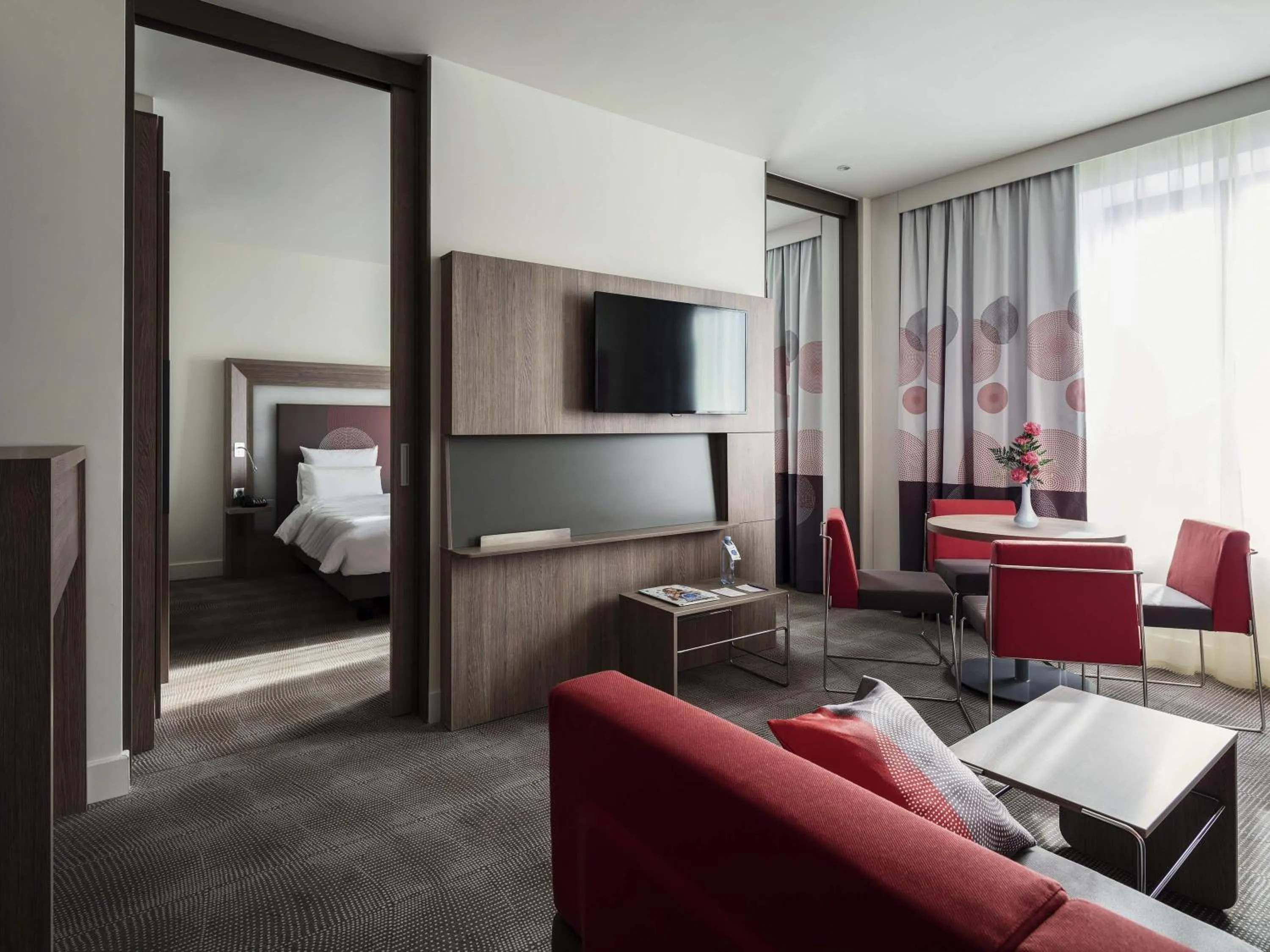 Bedroom, Bed in Novotel Almaty City Center