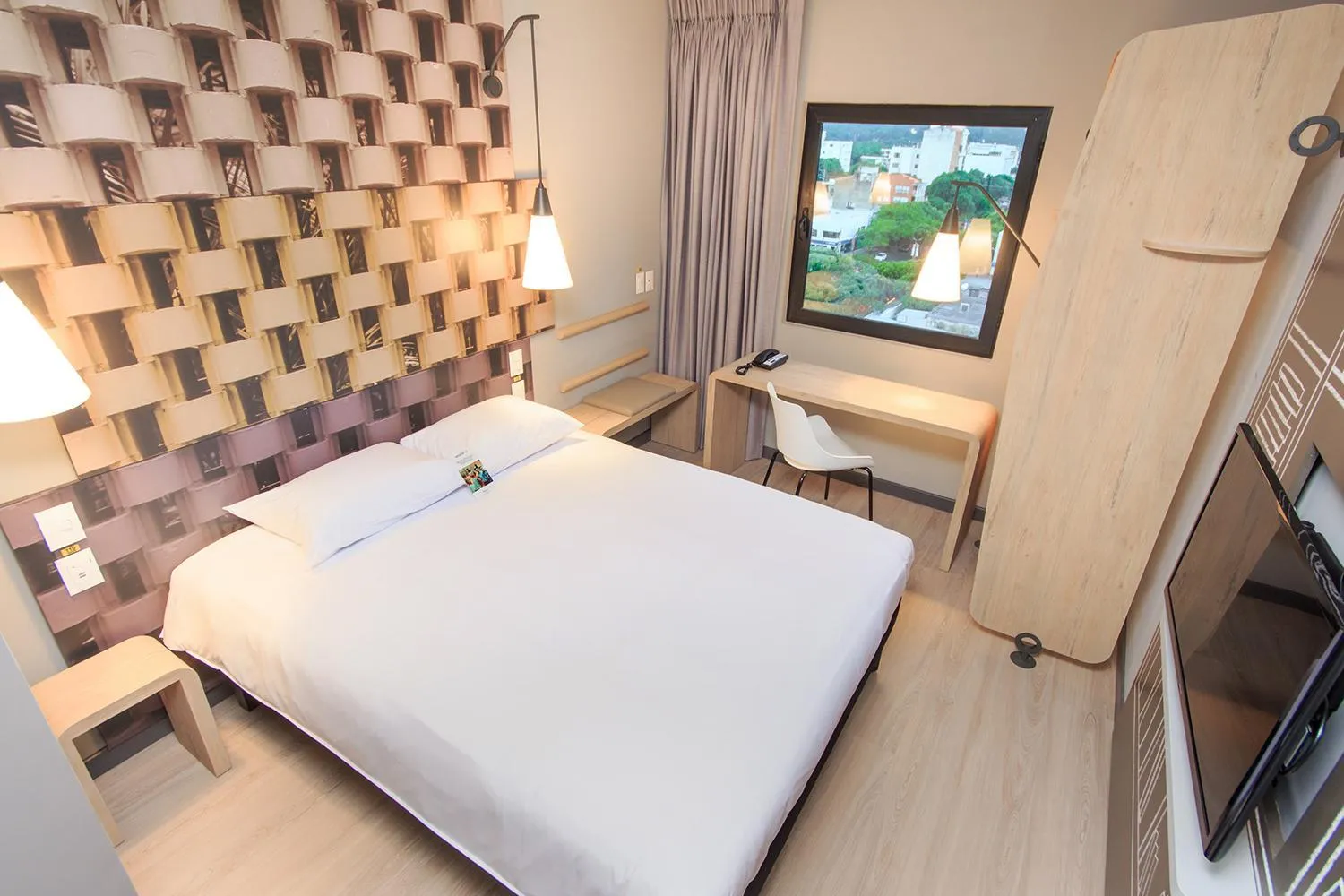 City view, Bed in ibis Cucuta