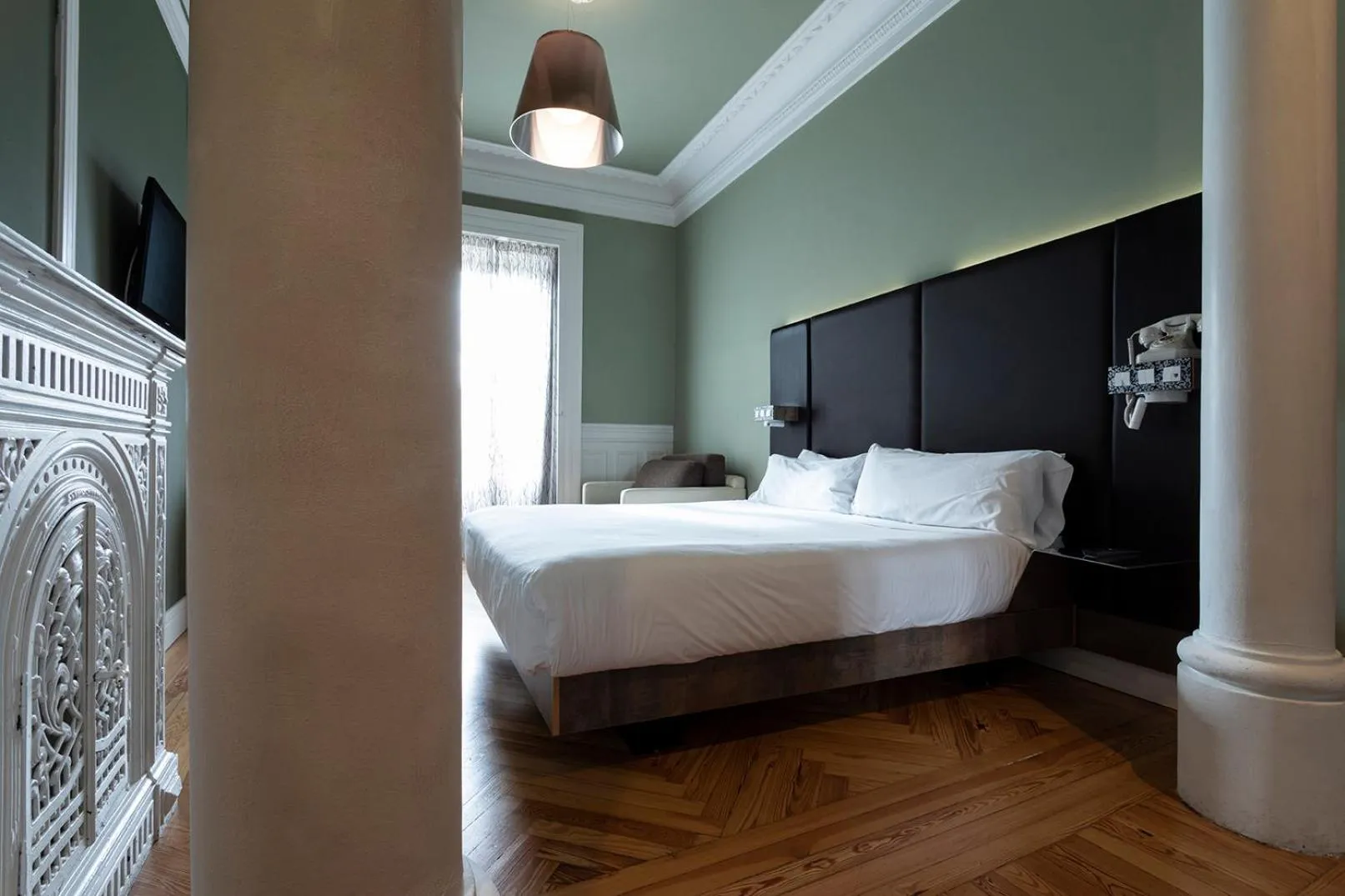 Bedroom, Bed in Petit Palace Lealtad Plaza