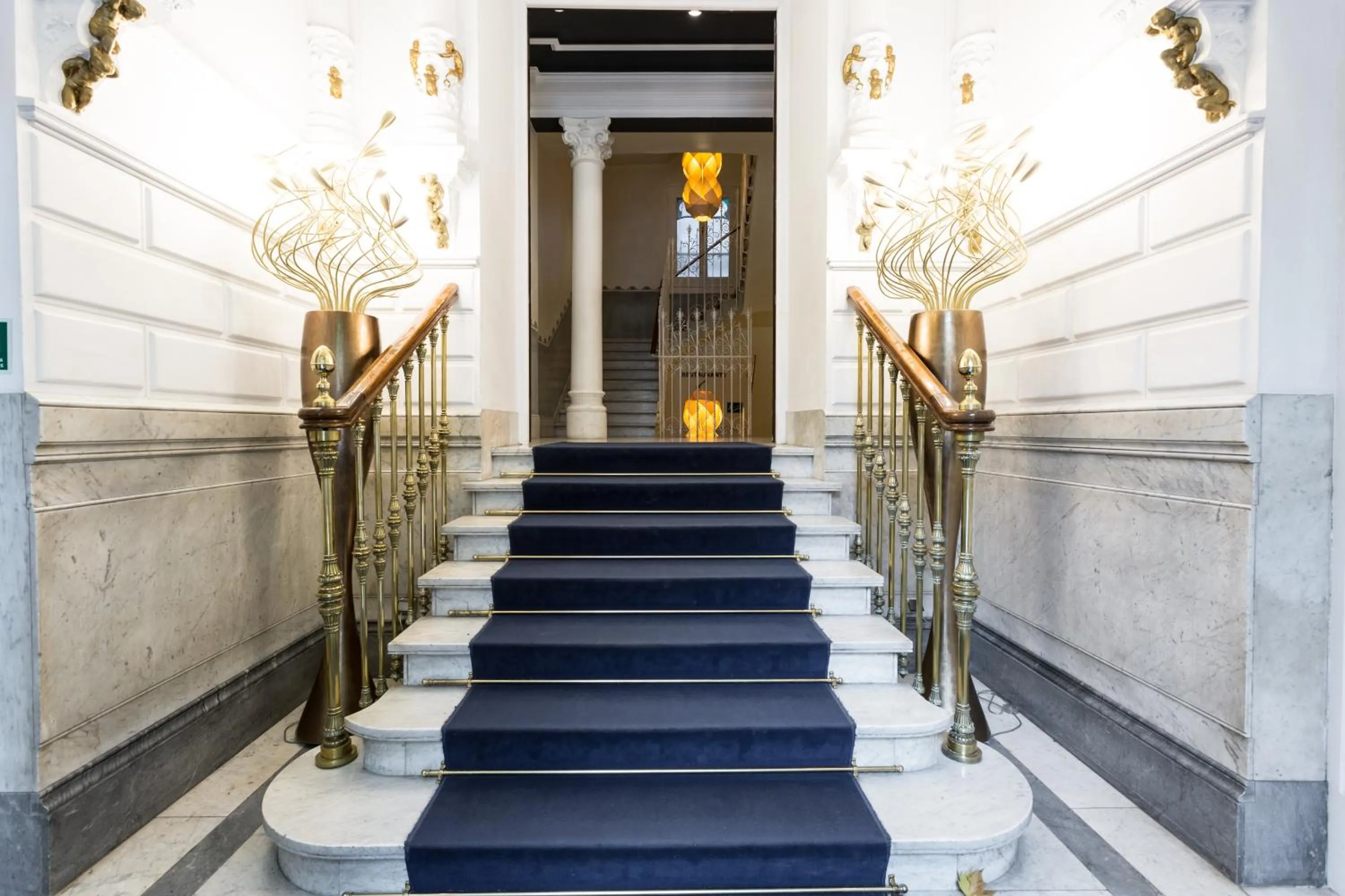 Facade/entrance in Petit Palace Lealtad Plaza