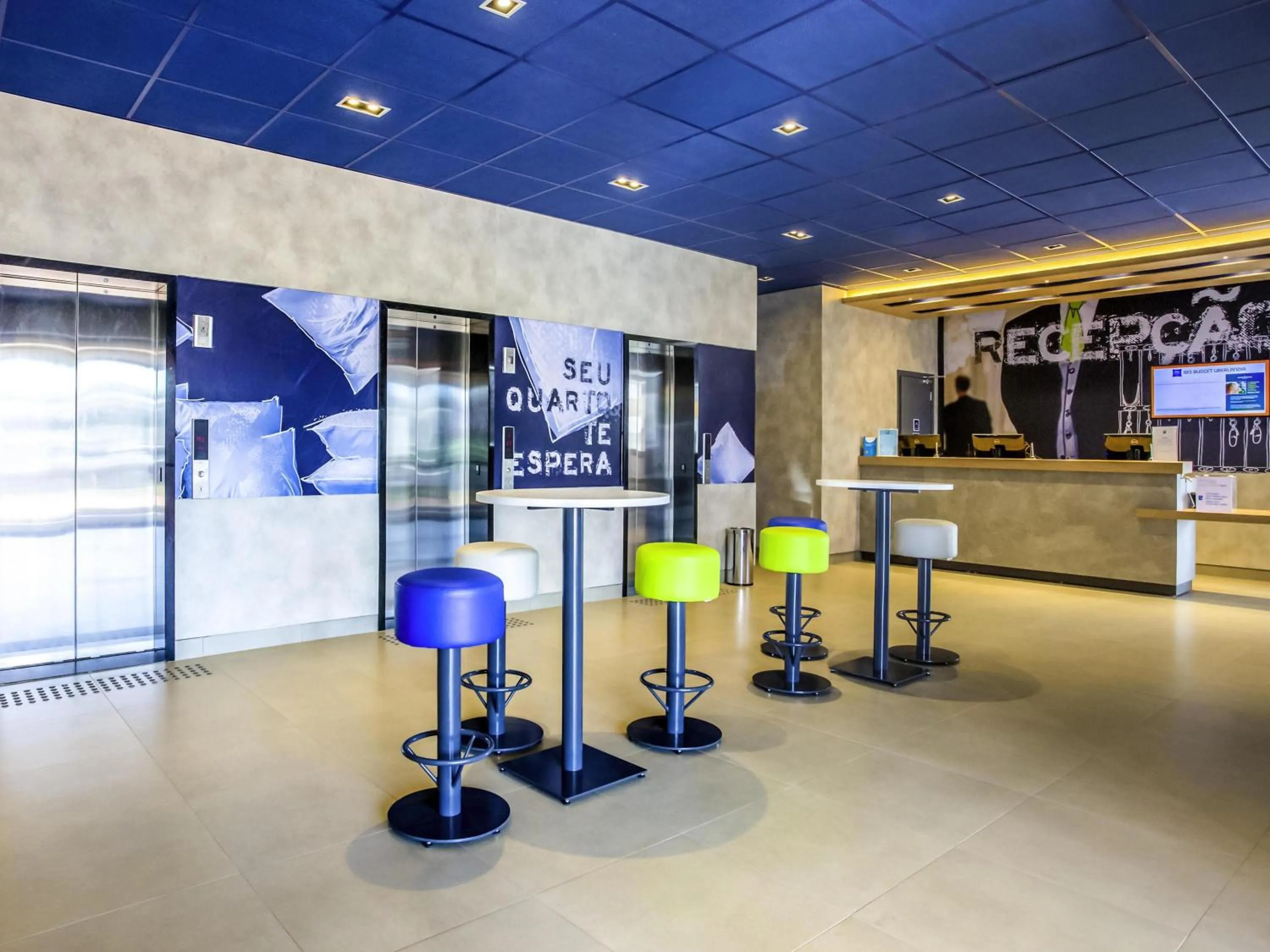 Lounge or bar in Ibis Budget Uberlândia