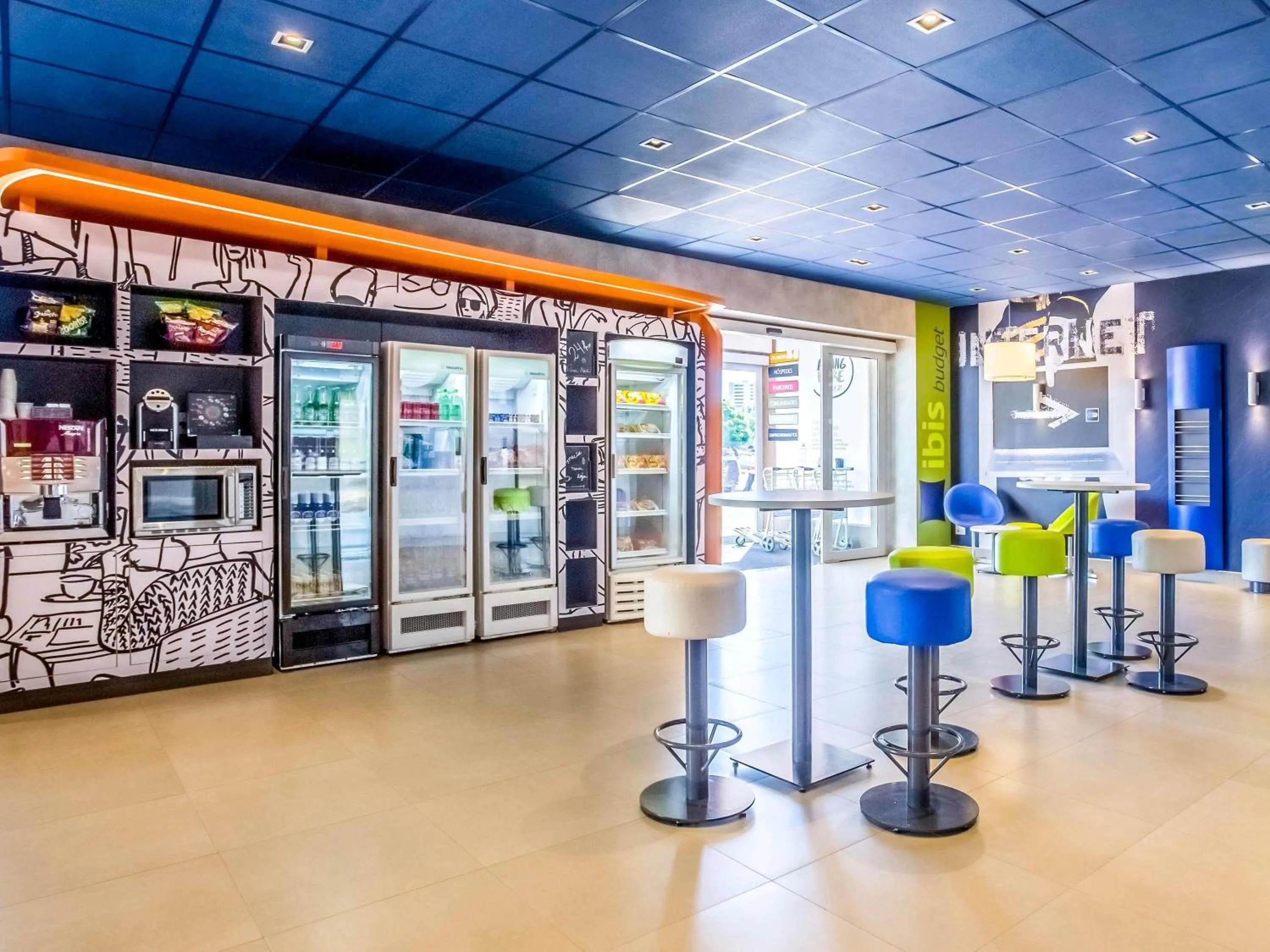 Restaurant/places to eat in Ibis Budget Uberlândia