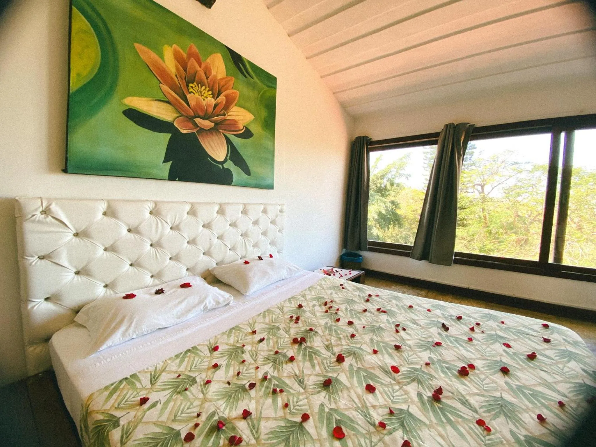 Decorative detail, Bed in The Eco Palace Hostel