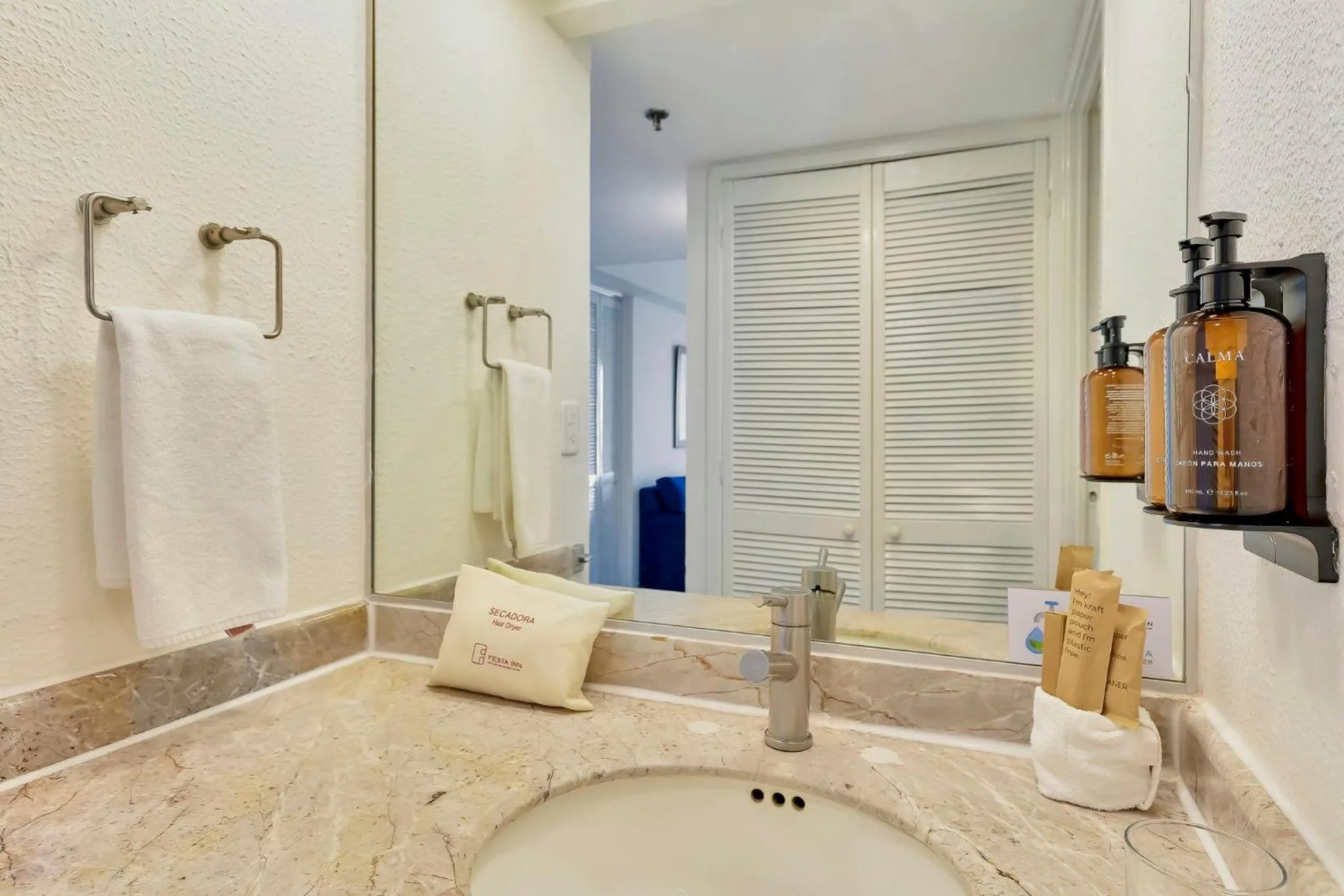 Bathroom in Fiesta Inn Express Chihuahua