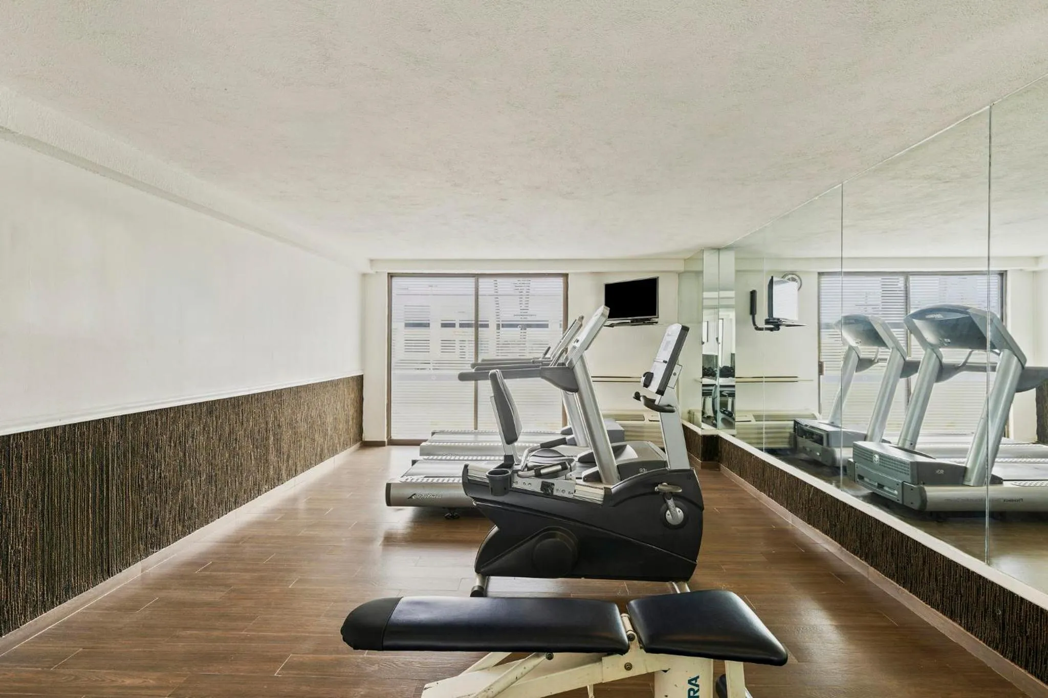 Fitness centre/facilities in Fiesta Inn Express Chihuahua