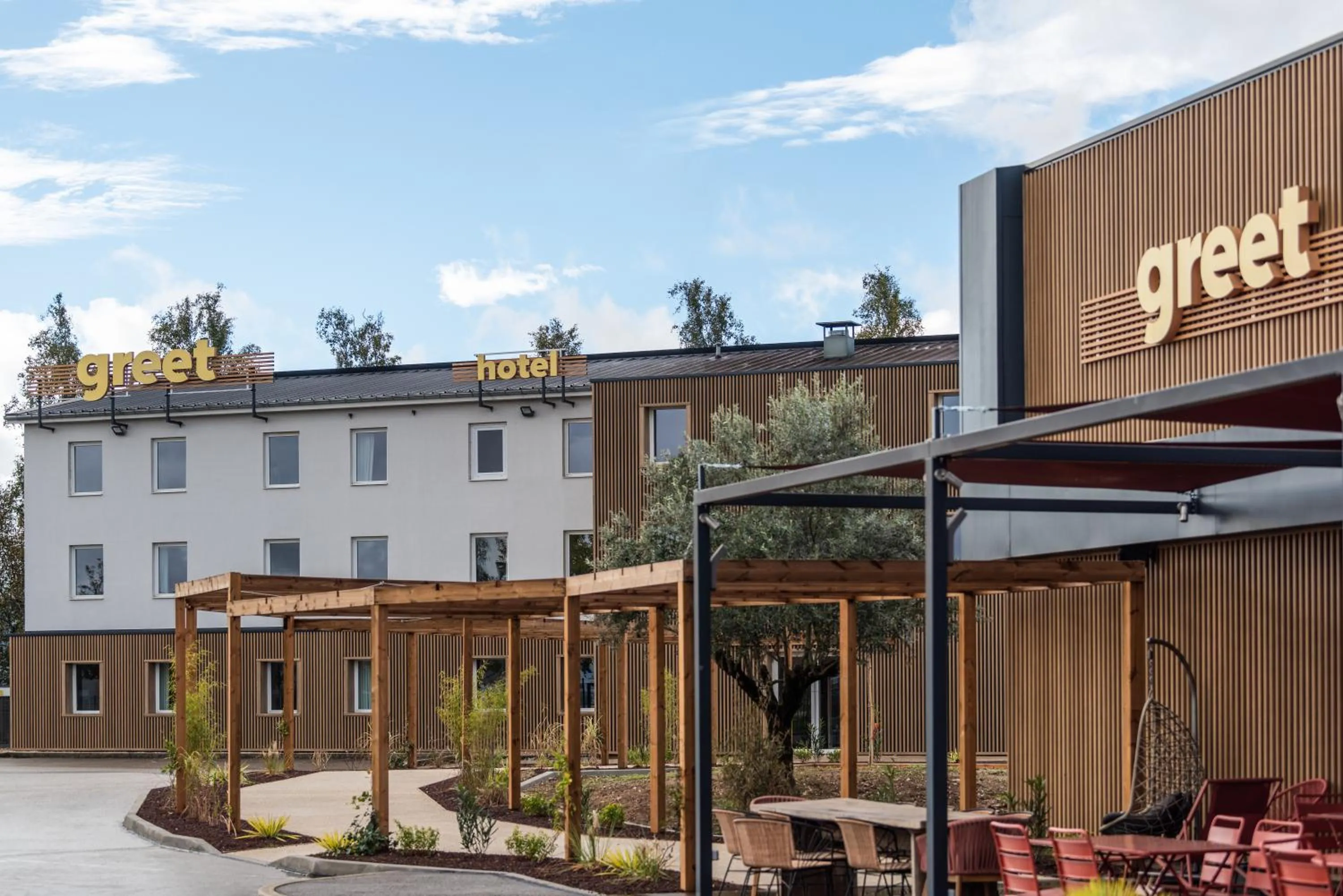 Property building in Greet hotel Bourg-en-Bresse Sud Montagnat