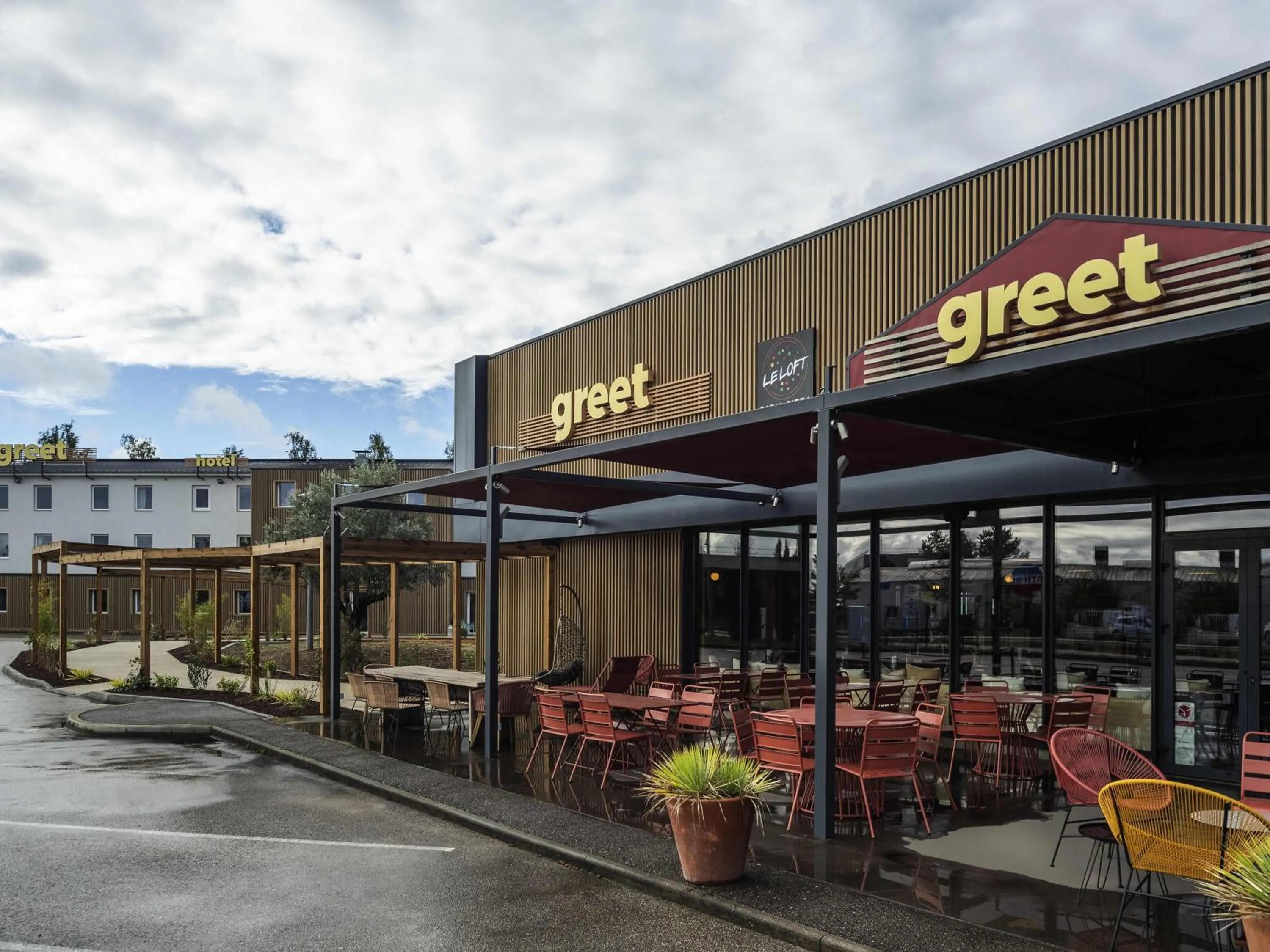 Restaurant/places to eat in Greet hotel Bourg-en-Bresse Sud Montagnat