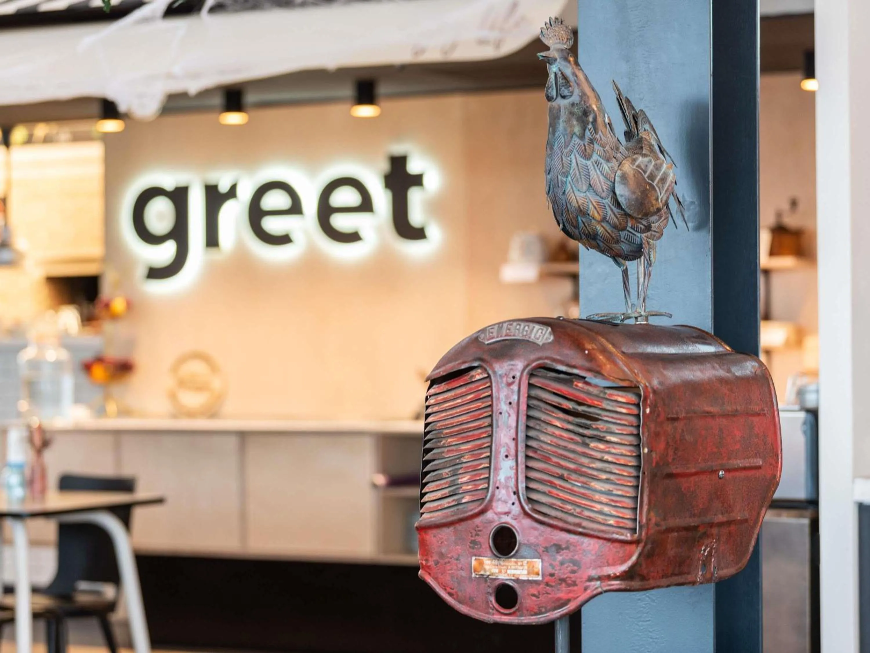 Restaurant/places to eat in Greet hotel Bourg-en-Bresse Sud Montagnat