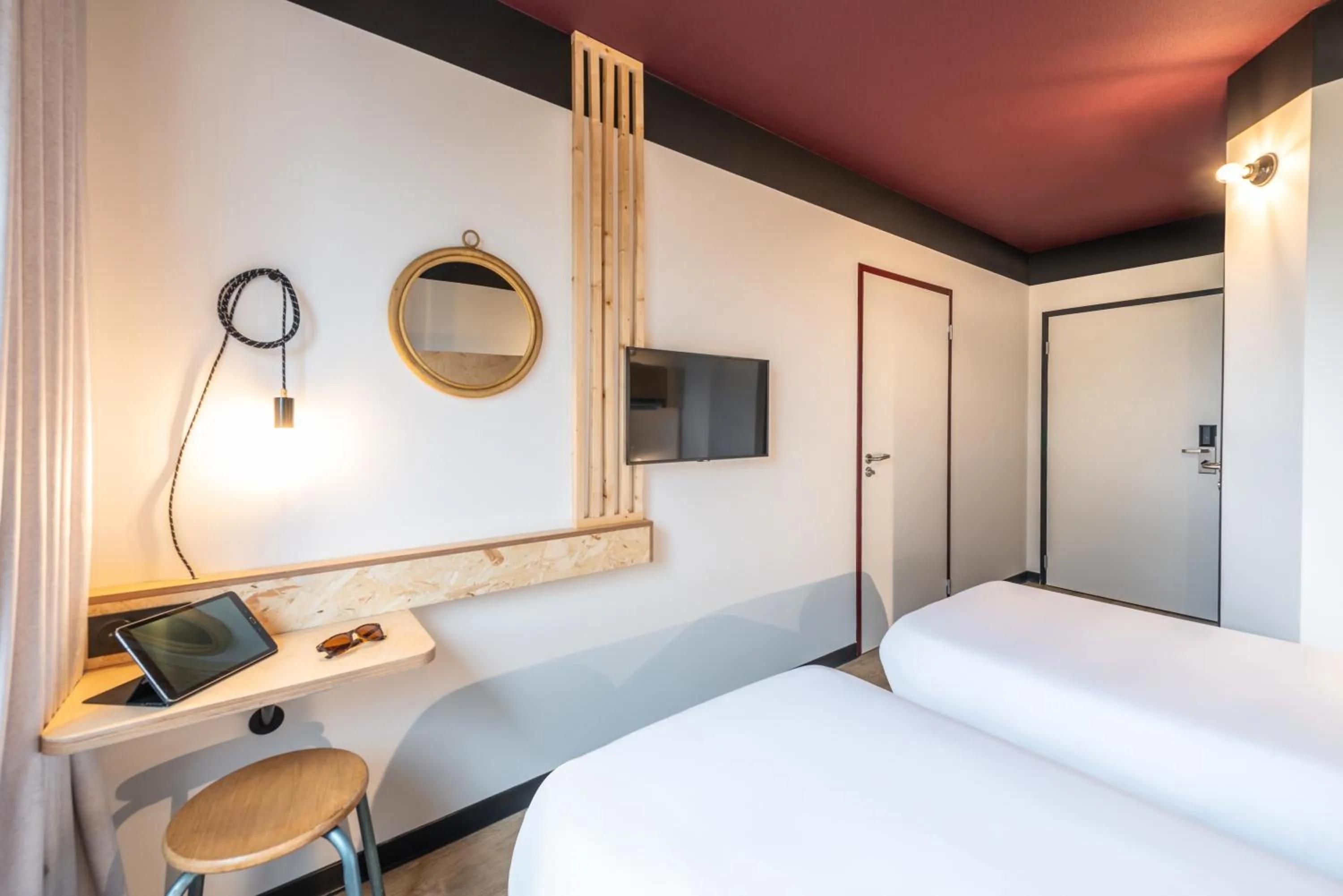 TV and multimedia, Bed in Greet hotel Bourg-en-Bresse Sud Montagnat