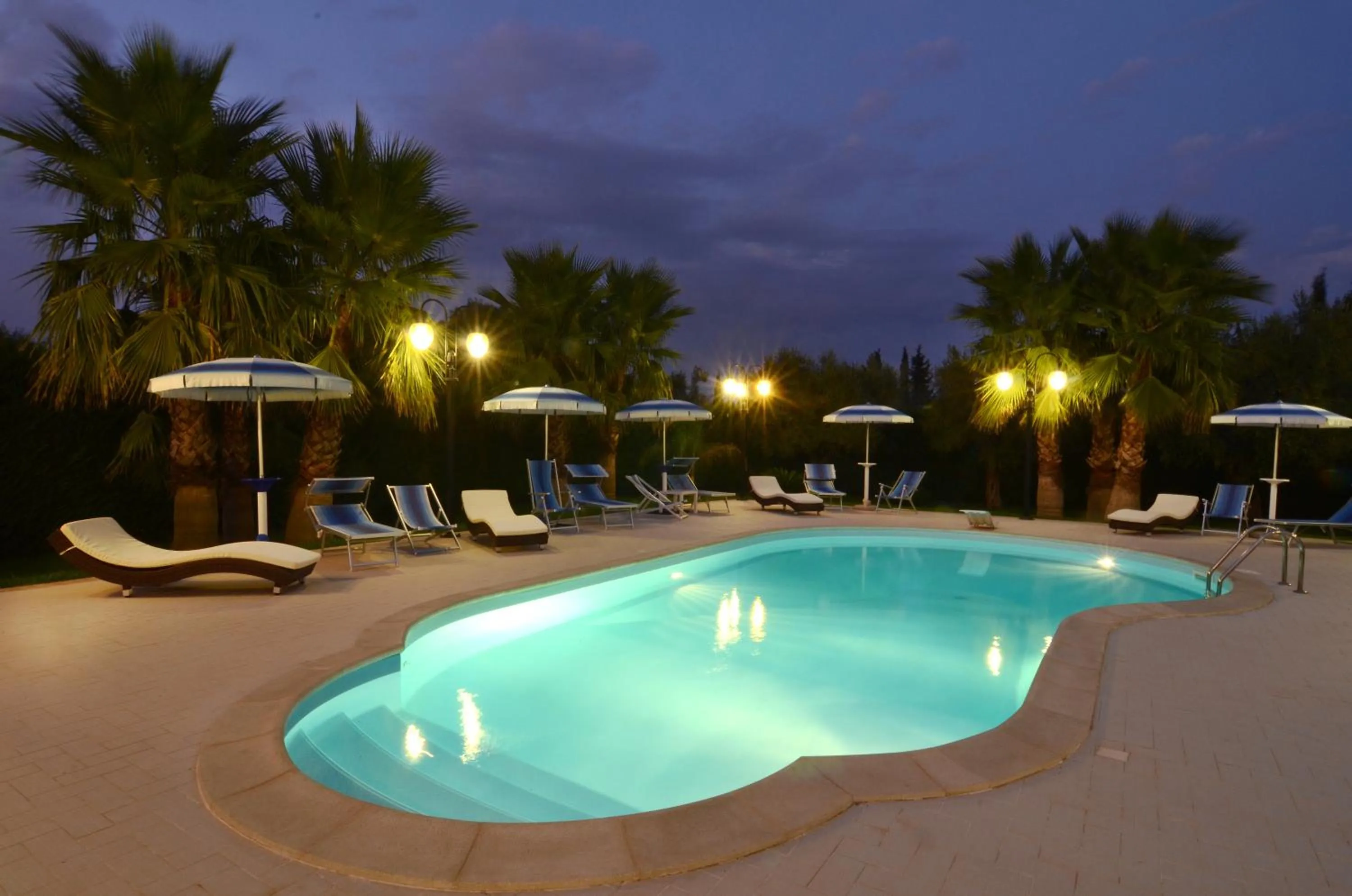 Swimming pool in B&B Villa Vittoria