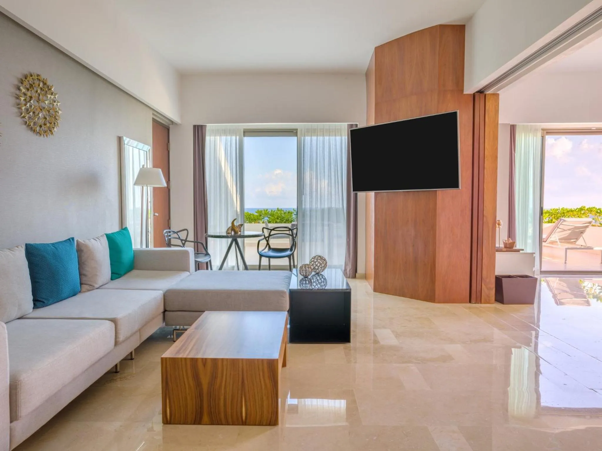 Living room, Bed in Live Aqua Cancun - Adults Only - All-Inclusive