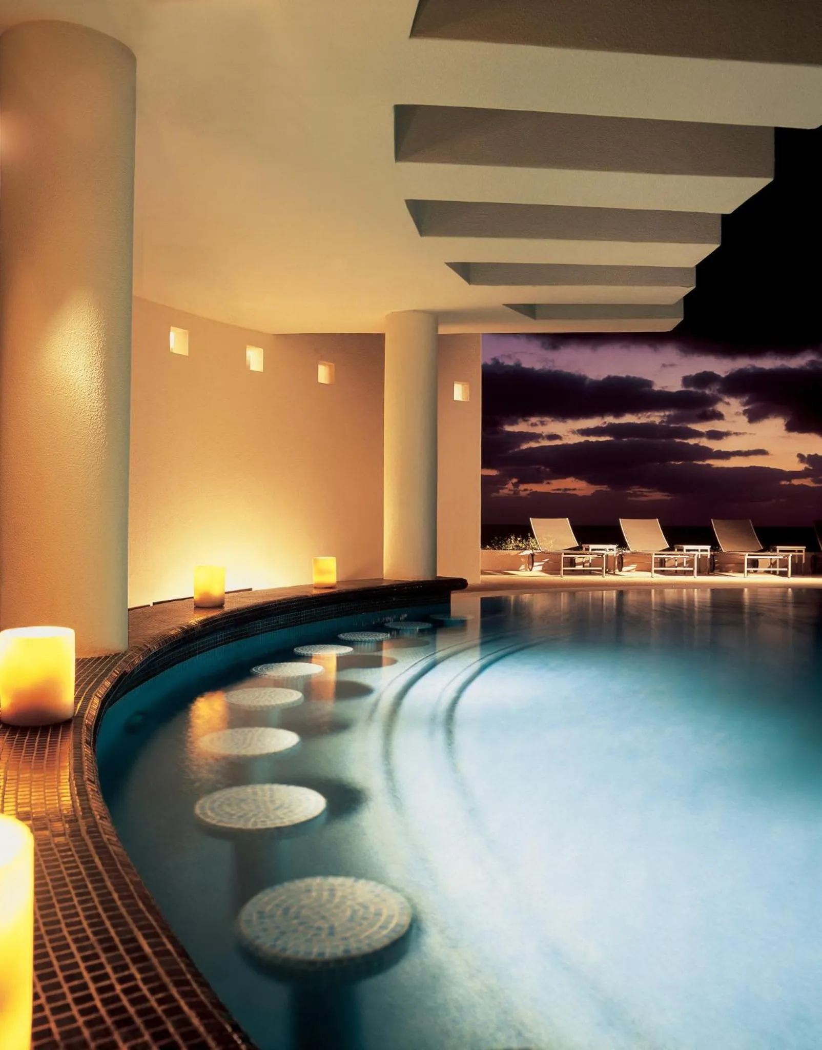 Swimming pool in Live Aqua Cancun - Adults Only - All-Inclusive