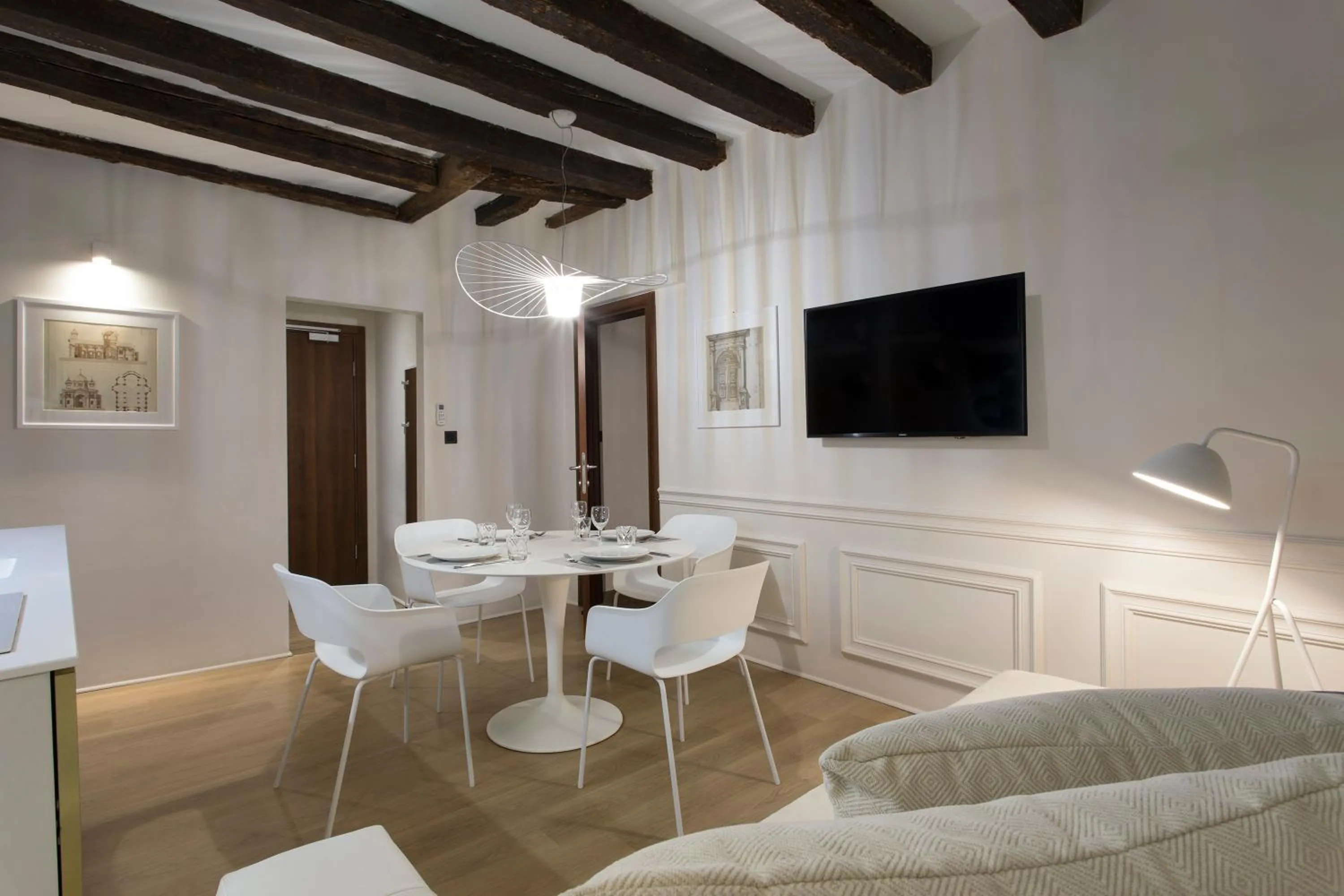 Living room in San Marco Suite 755