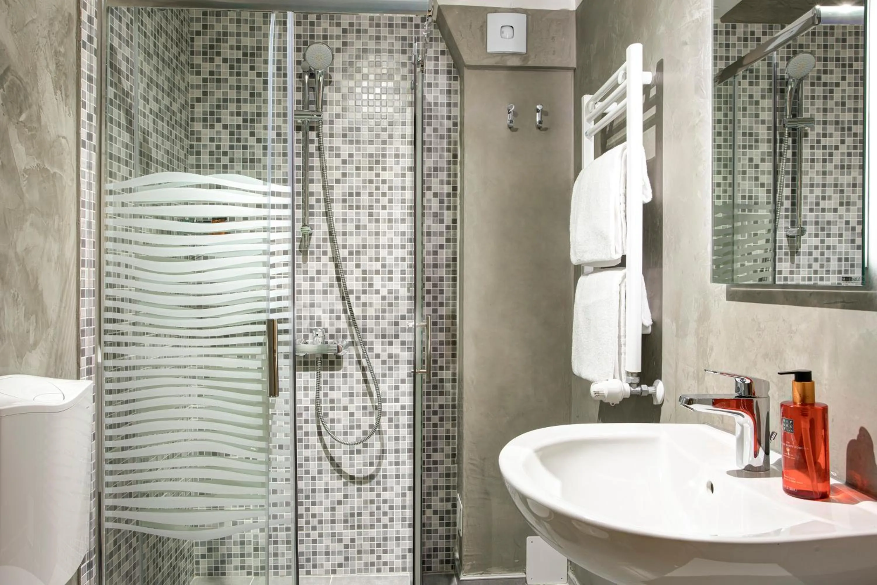 Bathroom in San Marco Suite 755