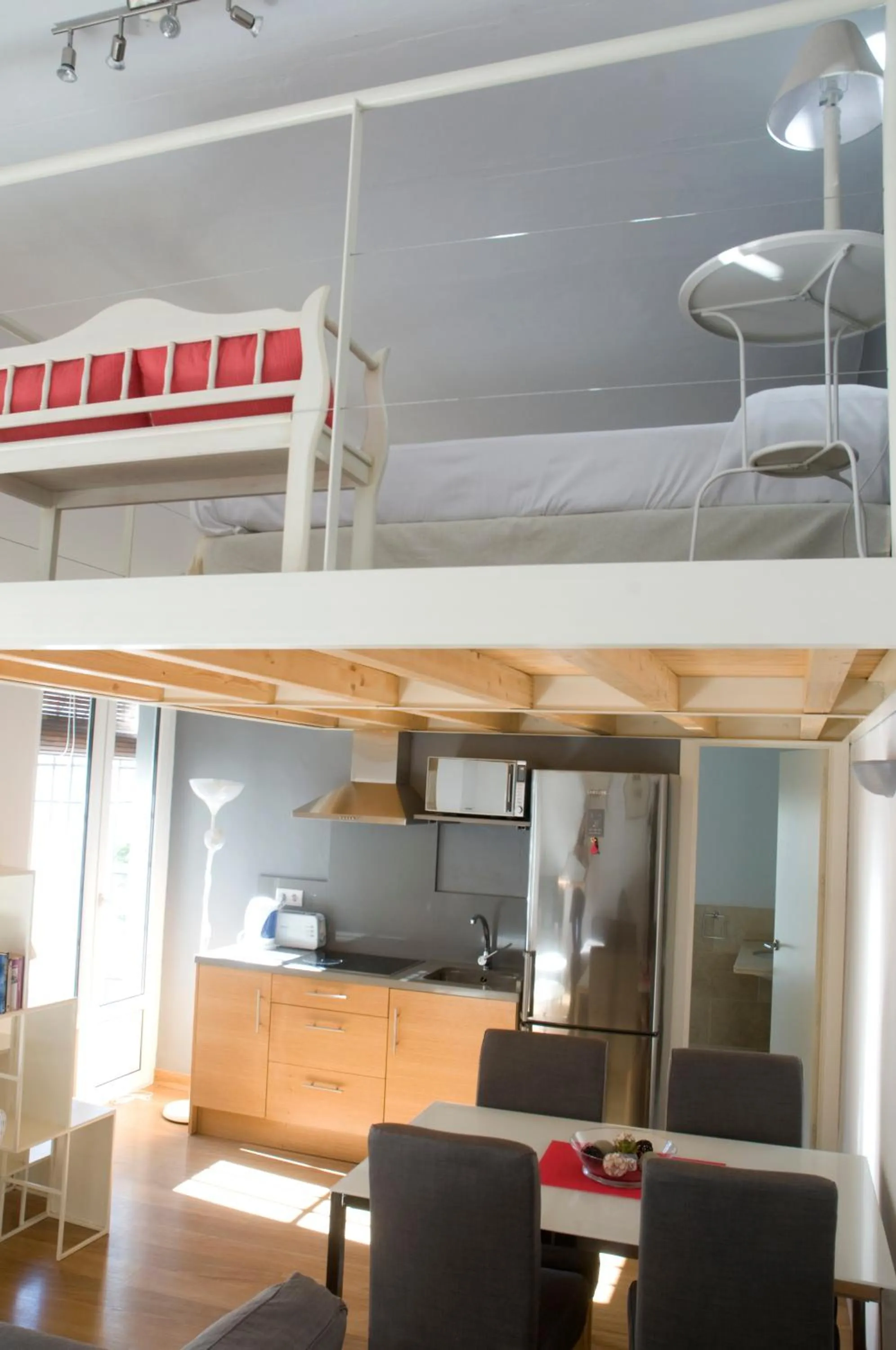 Photo of the whole room in Life Apartments Quintana