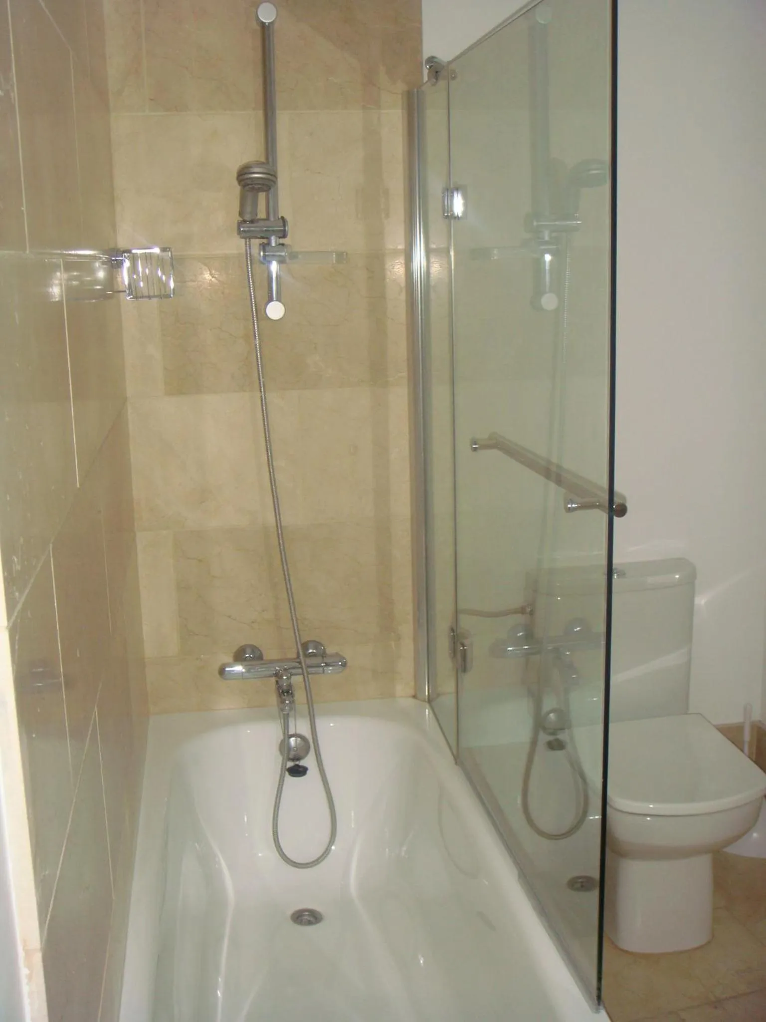 Bathroom in Life Apartments Quintana