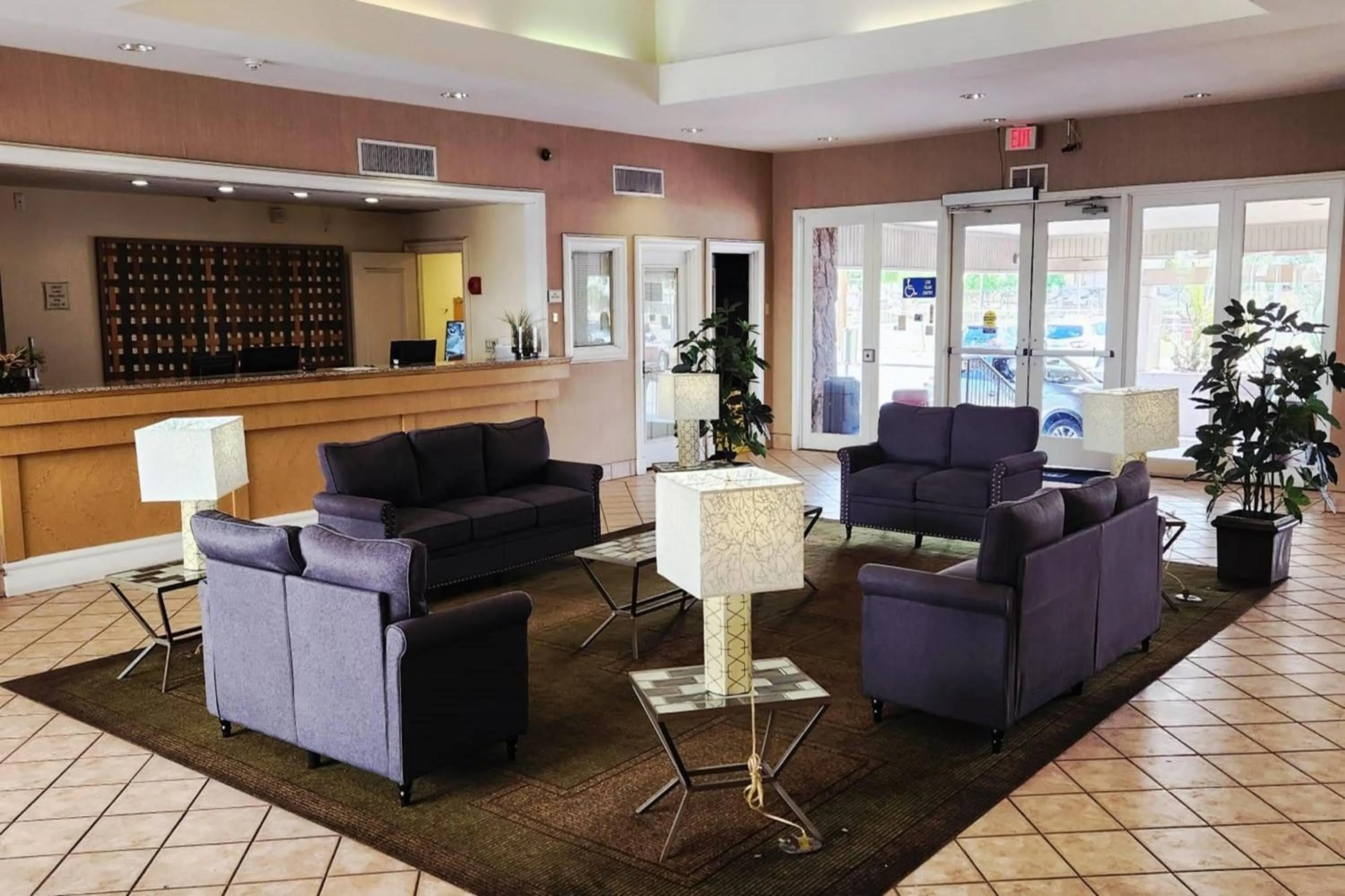 Lobby or reception in Travelodge by Wyndham Phoenix North