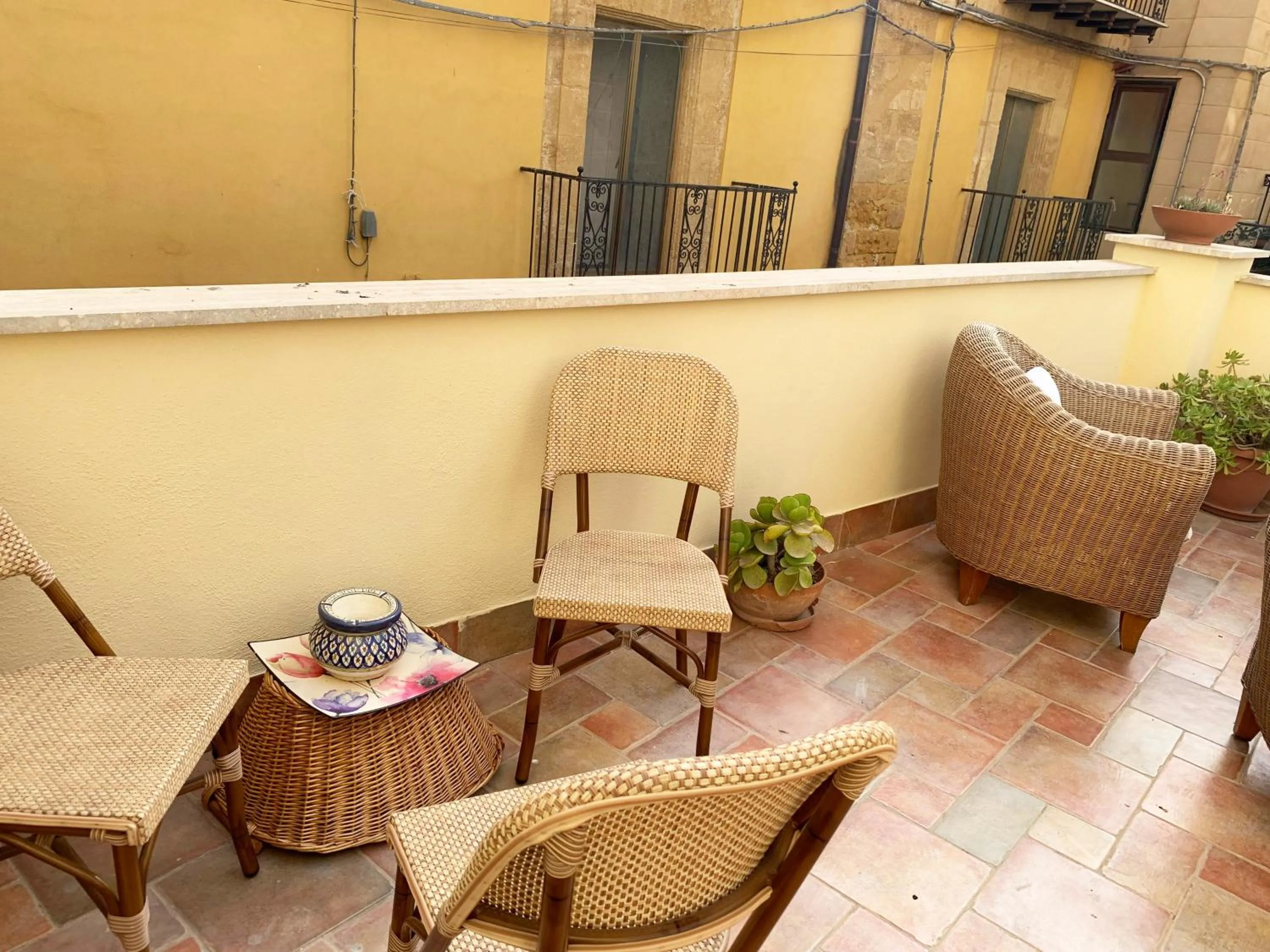 Balcony/Terrace in LA TERRAZZA SUL CORSO City Center