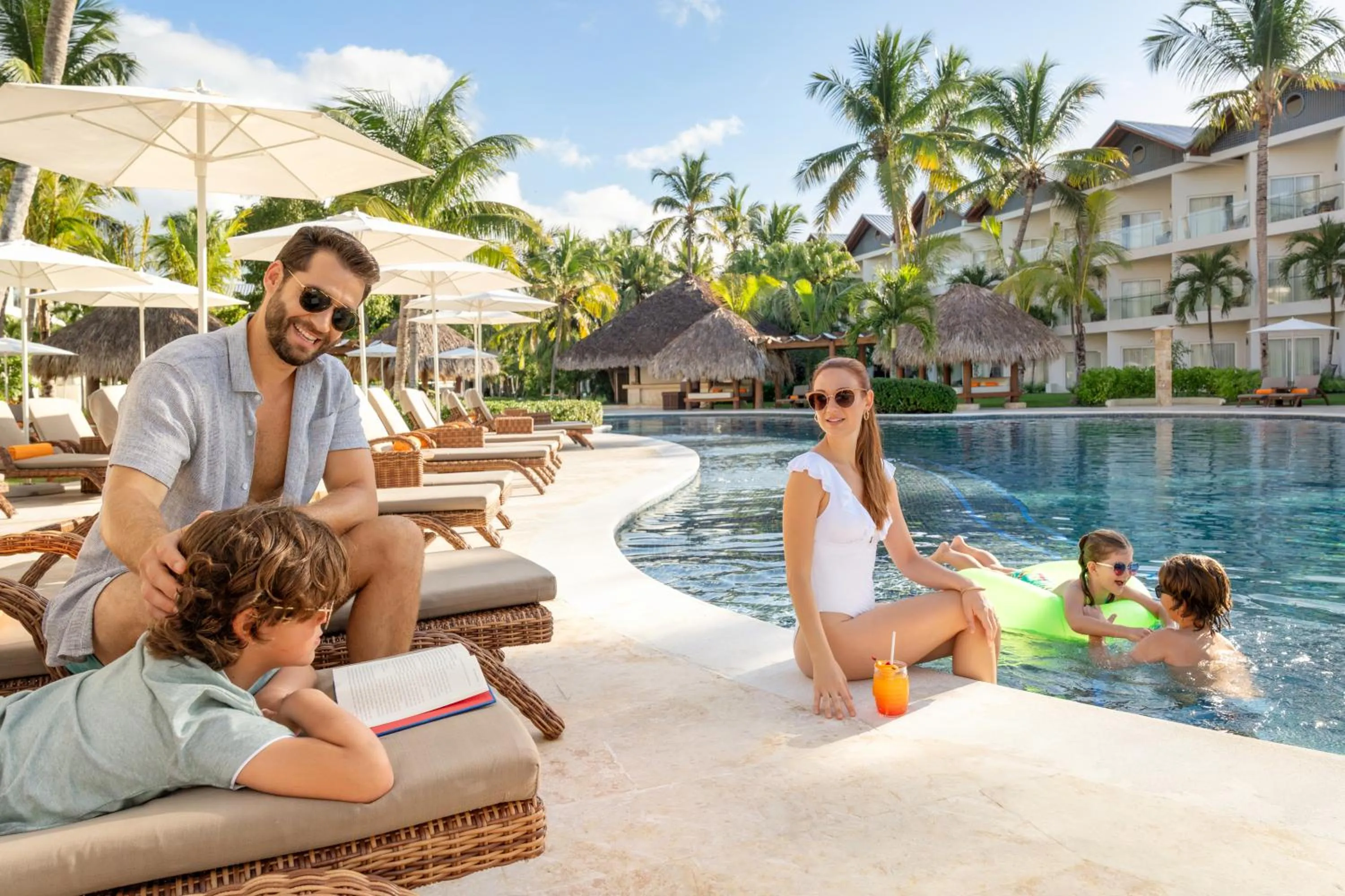 Swimming pool in Dreams La Romana All-Inclusive Resort & Spa